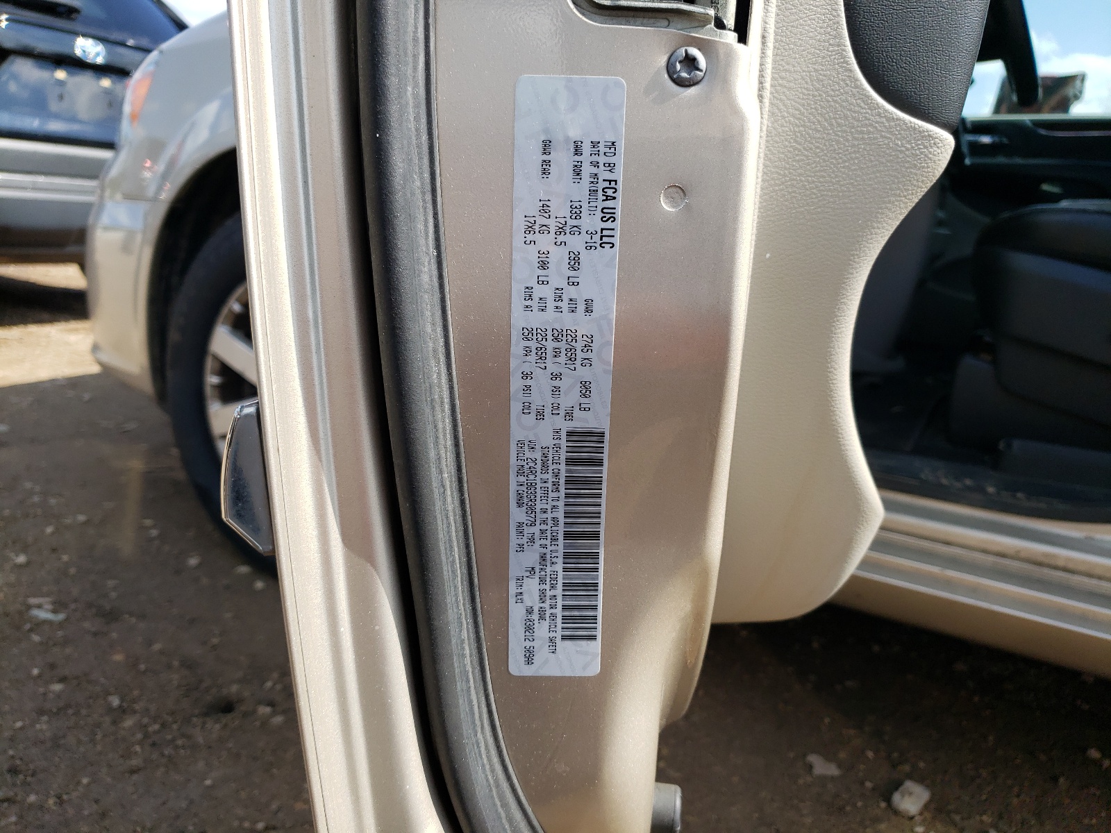 2C4RC1BG3GR305779 2016 Chrysler Town & Country Touring