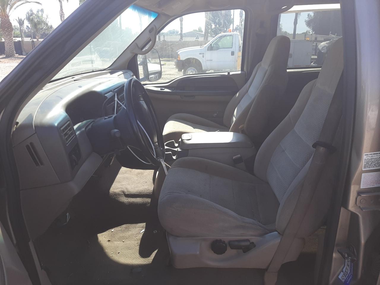 2002 Ford F350 Super Duty VIN: 1FTWW32F12EB12145 Lot: 60724534