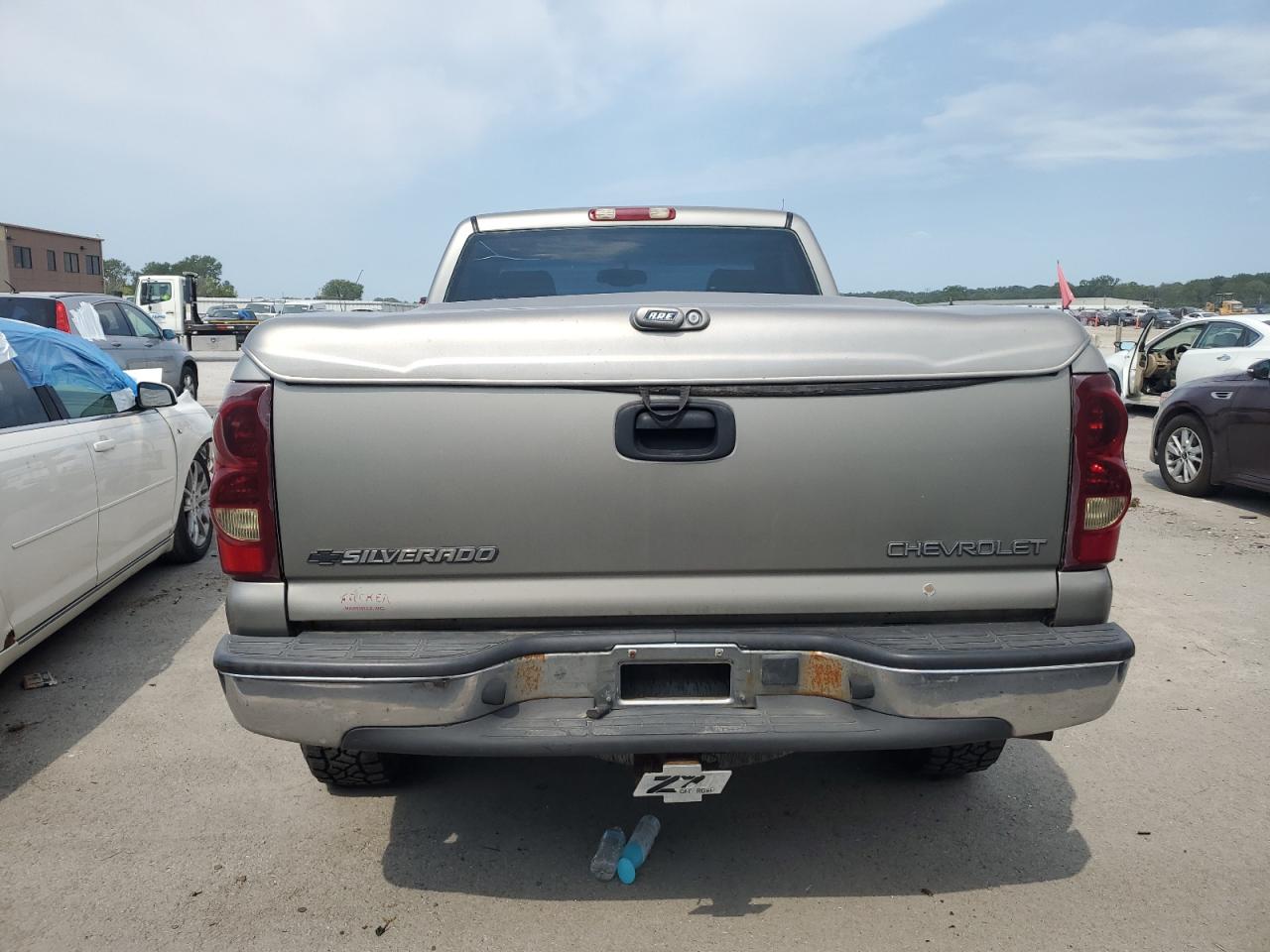 2003 Chevrolet Silverado - Image 6