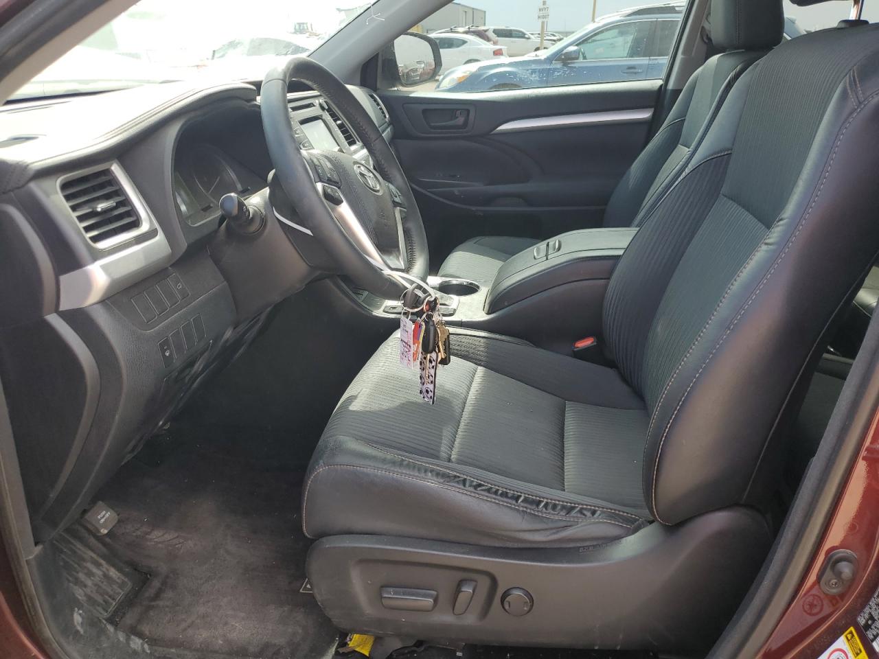 2015 Toyota Highlander Le VIN: 5TDZKRFH8FS118354 Lot: 65066324