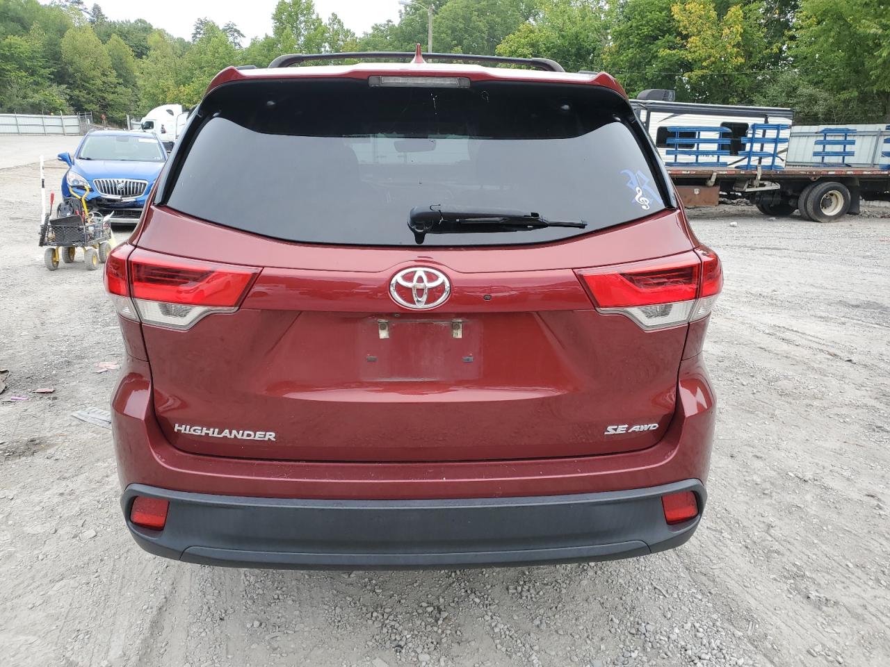 2018 Toyota Highlander Se VIN: 5TDJZRFH5JS546285 Lot: 63958724