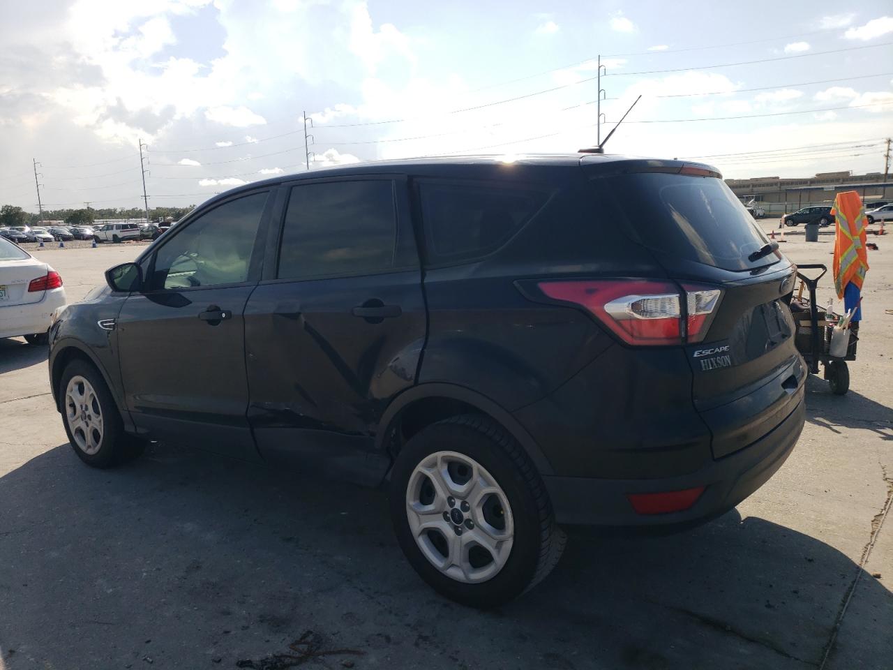 2017 Ford Escape S VIN: 1FMCU0F72HUB73685 Lot: 62911834