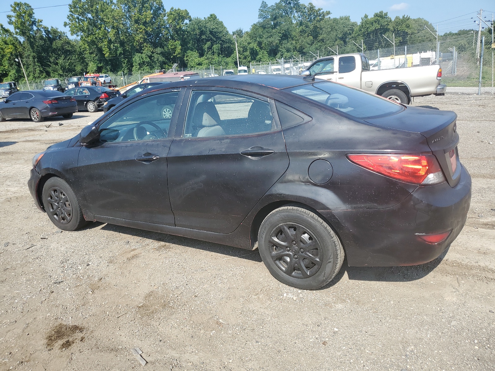 2013 Hyundai Accent Gls vin: KMHCT4AE2DU491073