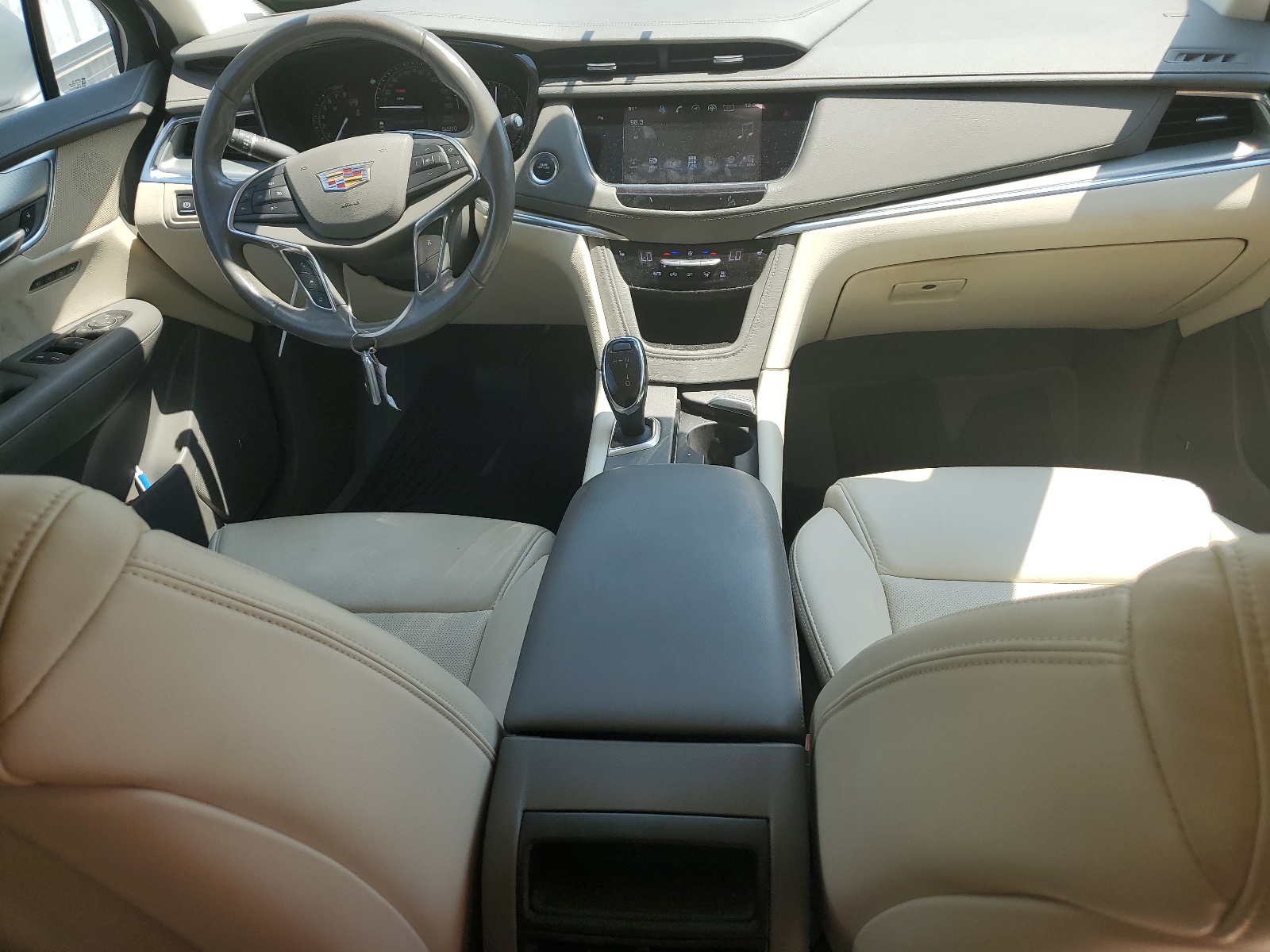 1GYKNCRS9JZ209602 2018 Cadillac Xt5 Luxury