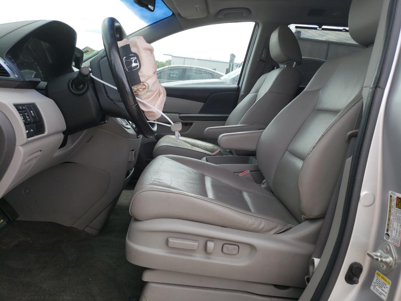 2011 Honda Odyssey Touring VIN: 5FNRL5H98BB043665 Lot: 63520634