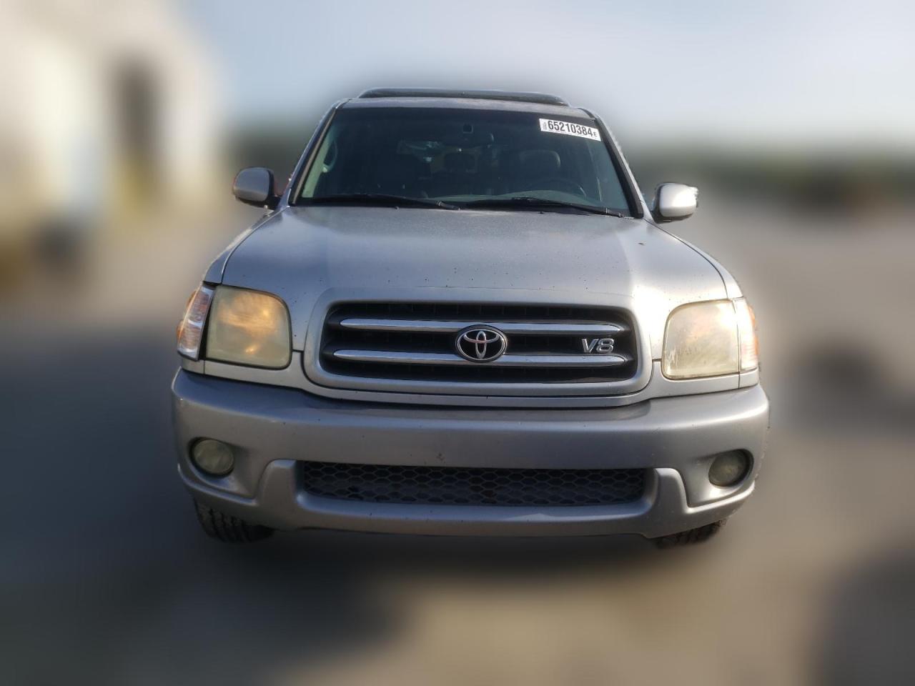 2002 Toyota Sequoia Limited VIN: 5TDZT38A52S069571 Lot: 65210384