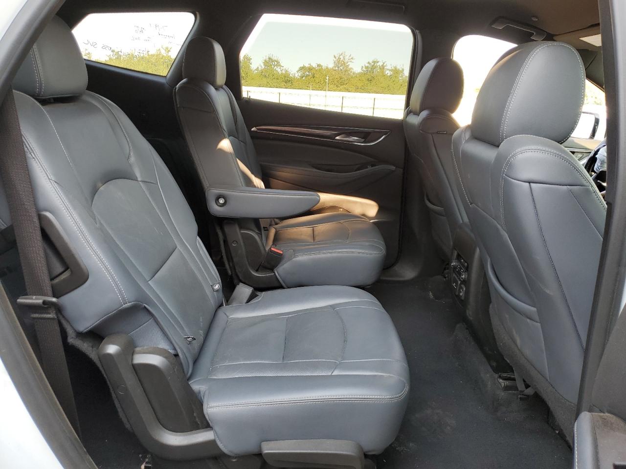 2022 Buick Enclave Premium VIN: 5GAEVBKW5NJ131822 Lot: 65439254