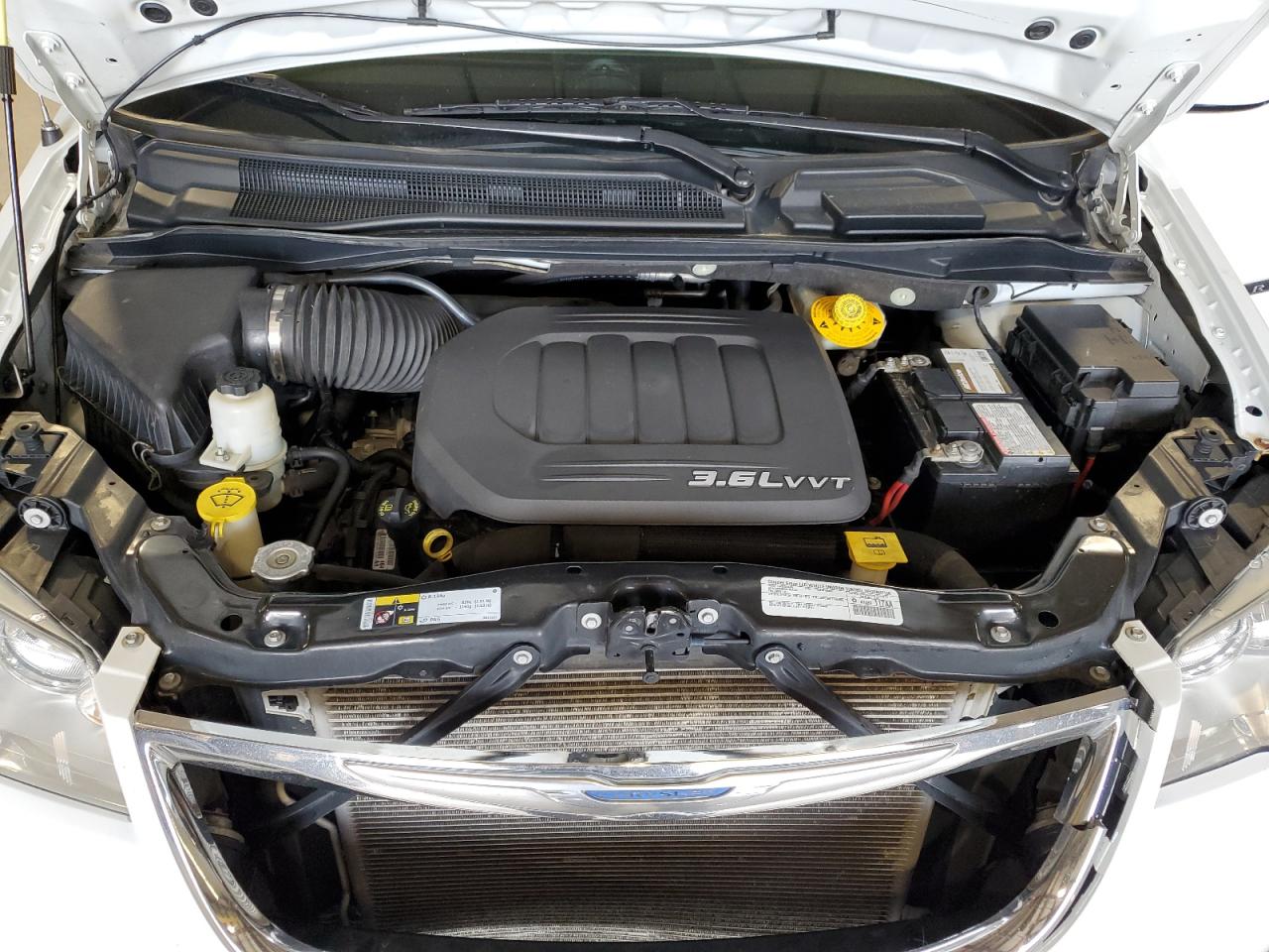 2015 Chrysler Town & Country Touring VIN: 2C4RC1BG6FR552955 Lot: 61618884