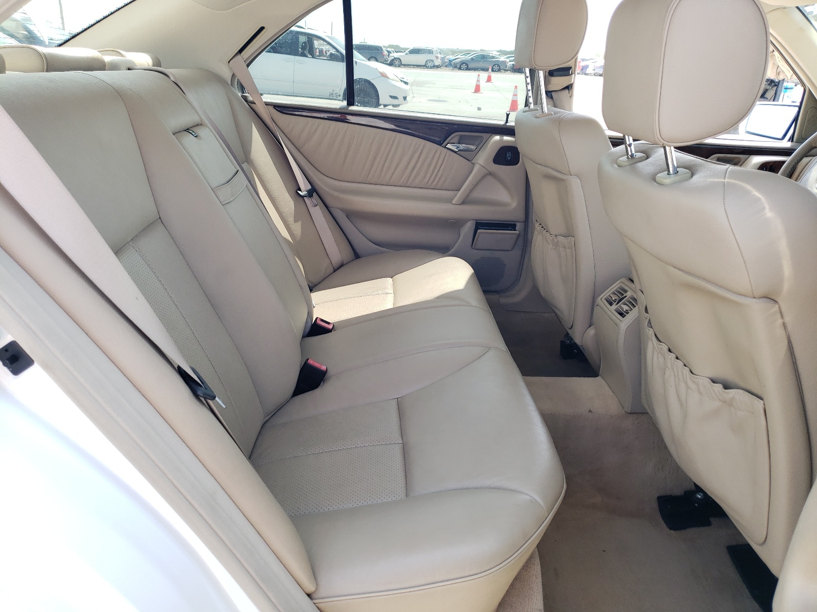 WDBJF25H5XA922800 1999 Mercedes-Benz E 300Td