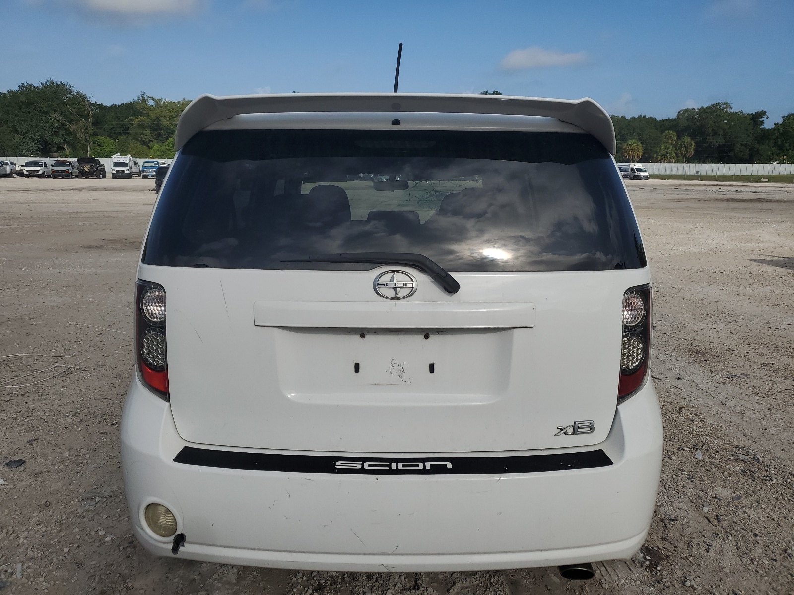 JTLKE50E481052633 2008 Toyota Scion Xb