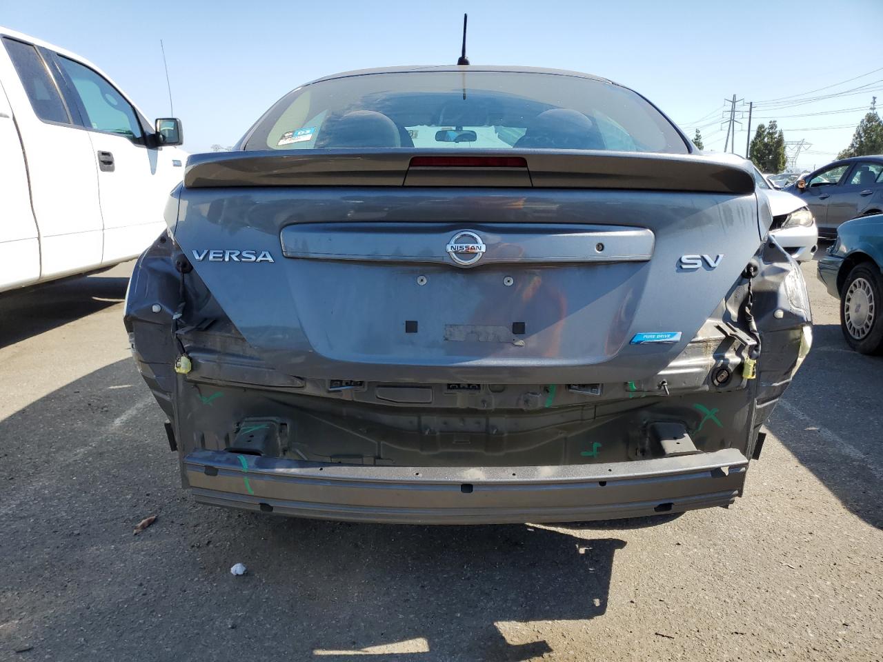 2016 Nissan Versa S VIN: 3N1CN7AP2GL852689 Lot: 63672084