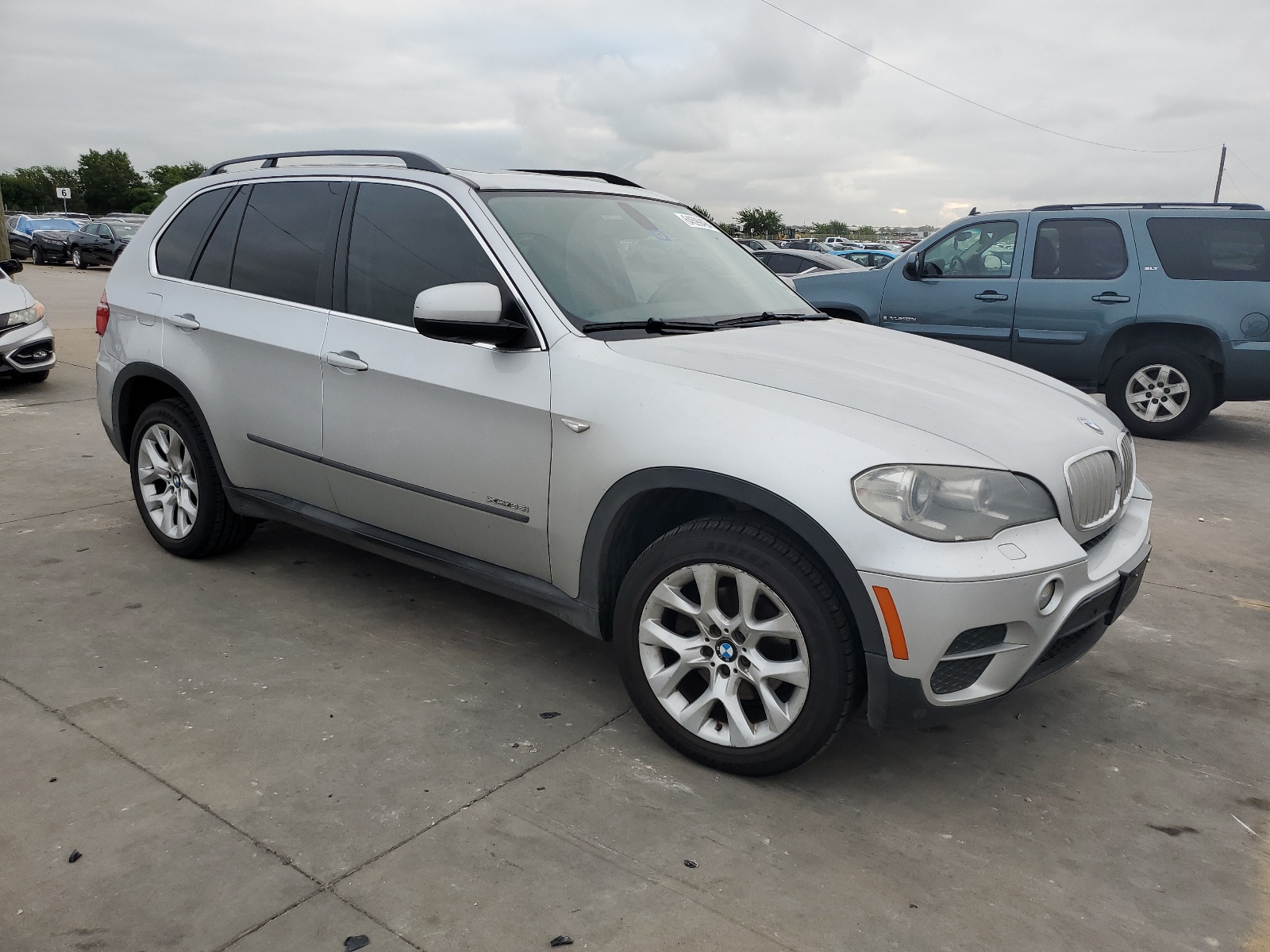 2013 BMW X5 xDrive35I vin: 5UXZV4C57D0G56971