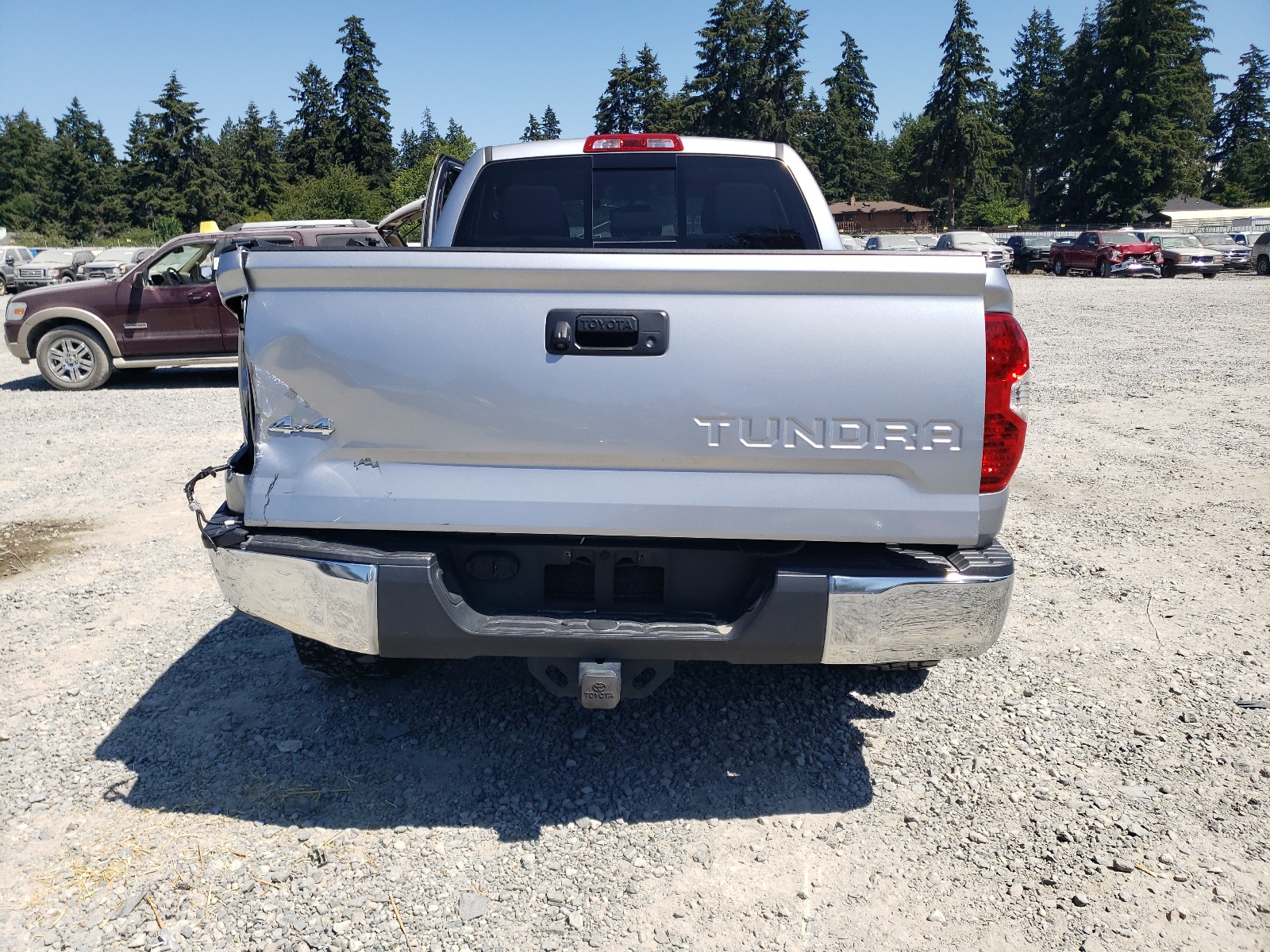 5TFUM5F13EX050389 2014 Toyota Tundra Double Cab Sr/Sr5