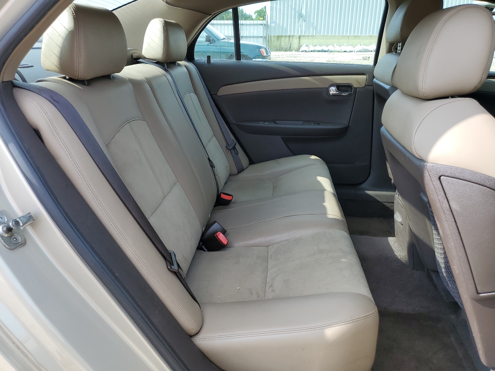 1G1ZJ57B694211131 2009 Chevrolet Malibu 2Lt