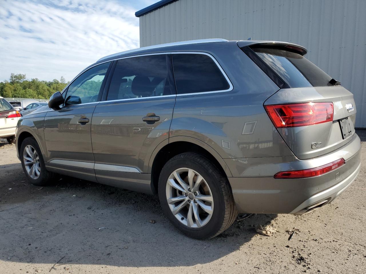 WA1LHAF72JD023977 2018 AUDI Q7 - Image 2