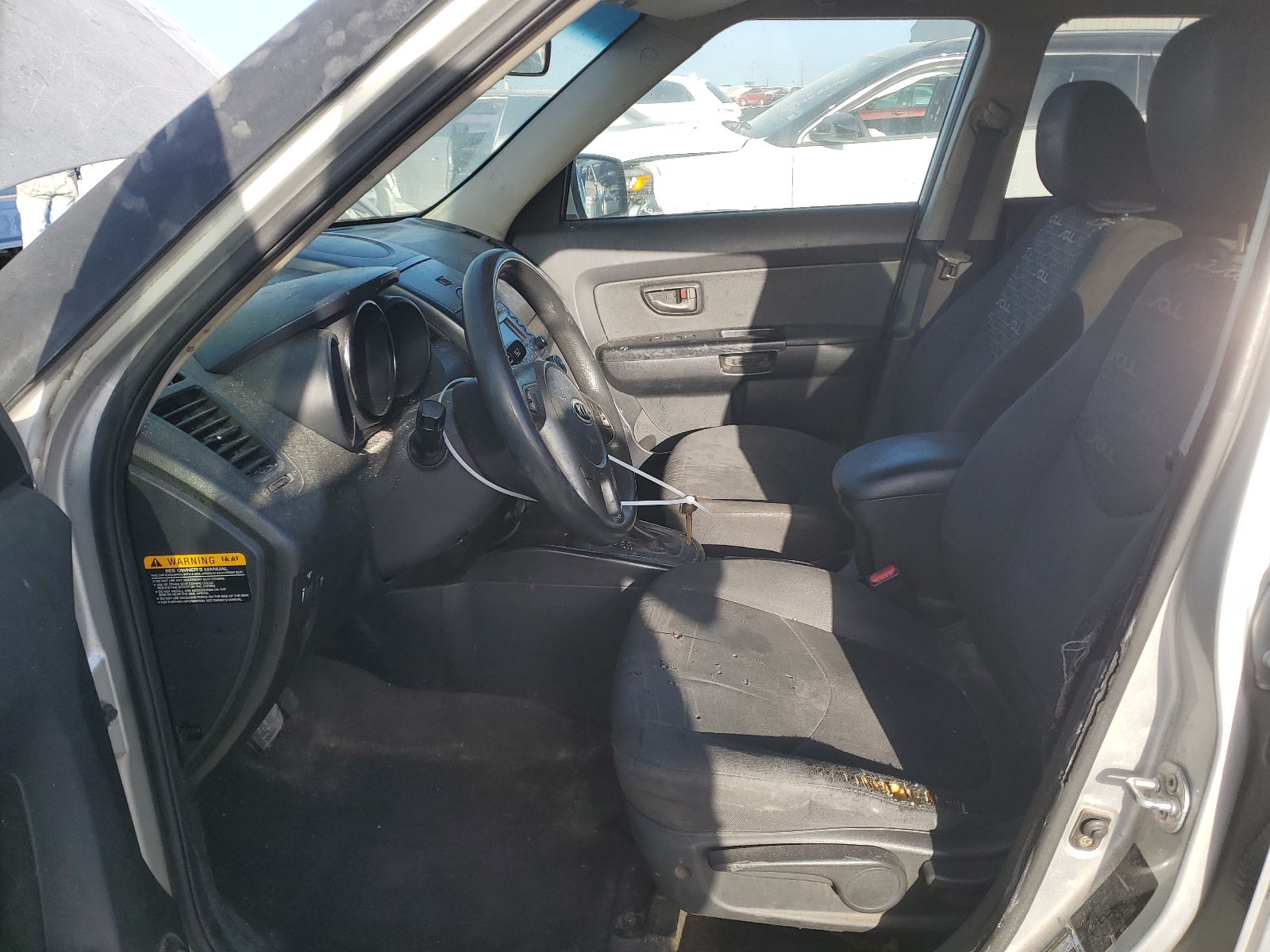 KNDJT2A20B7715913 2011 Kia Soul +