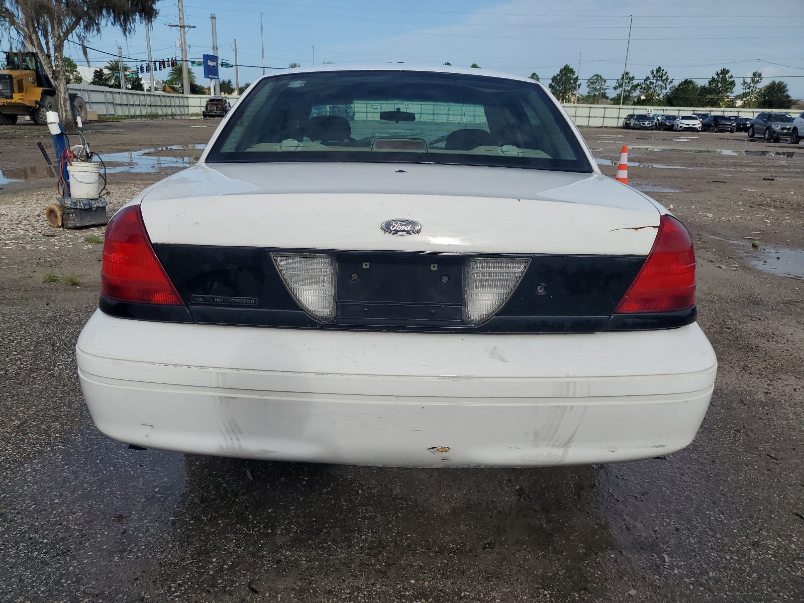2FAFP71W02X103592 2002 Ford Crown Victoria Police Interceptor