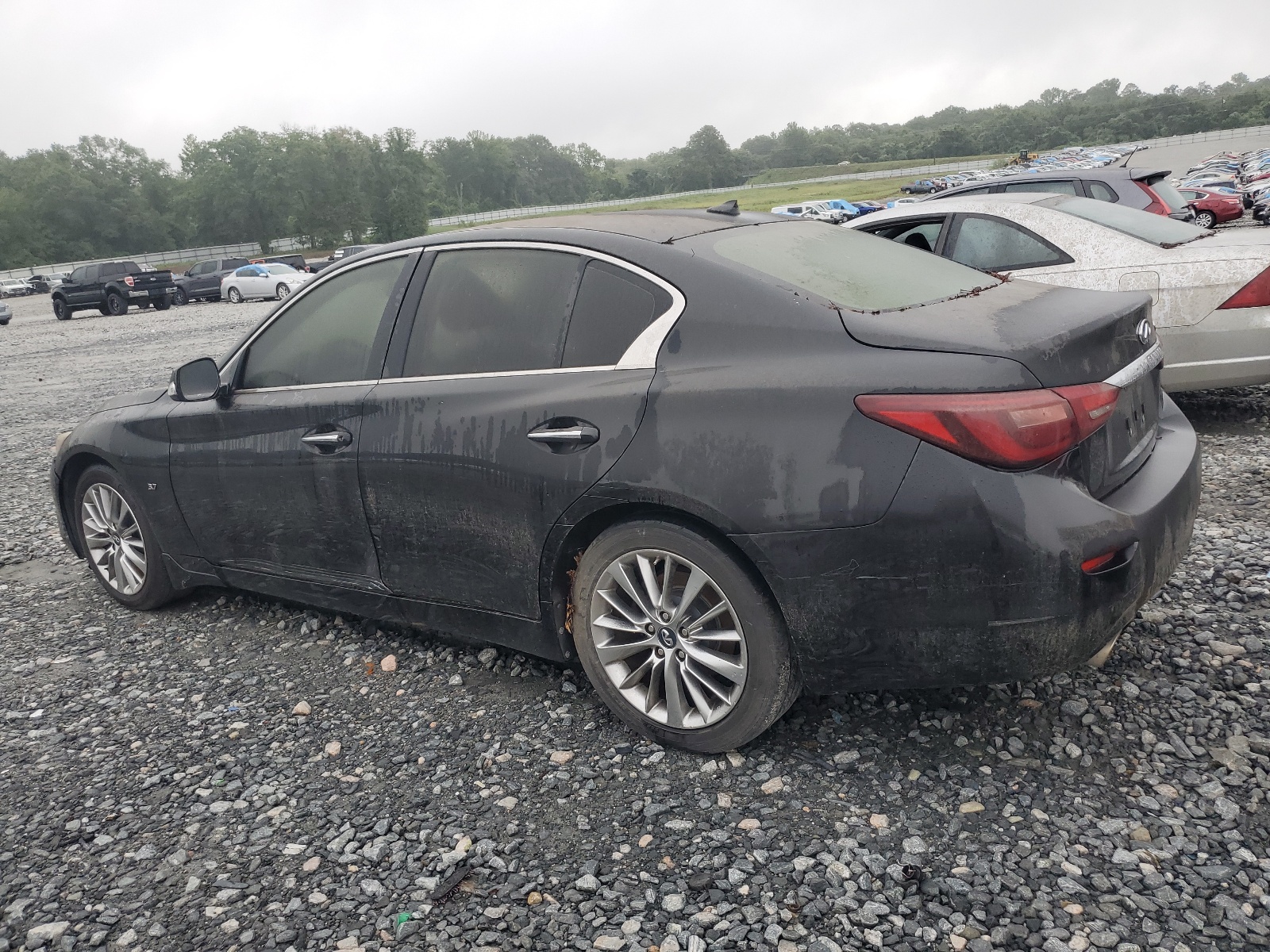 2014 Infiniti Q50 Base vin: JN1BV7AR1EM697309