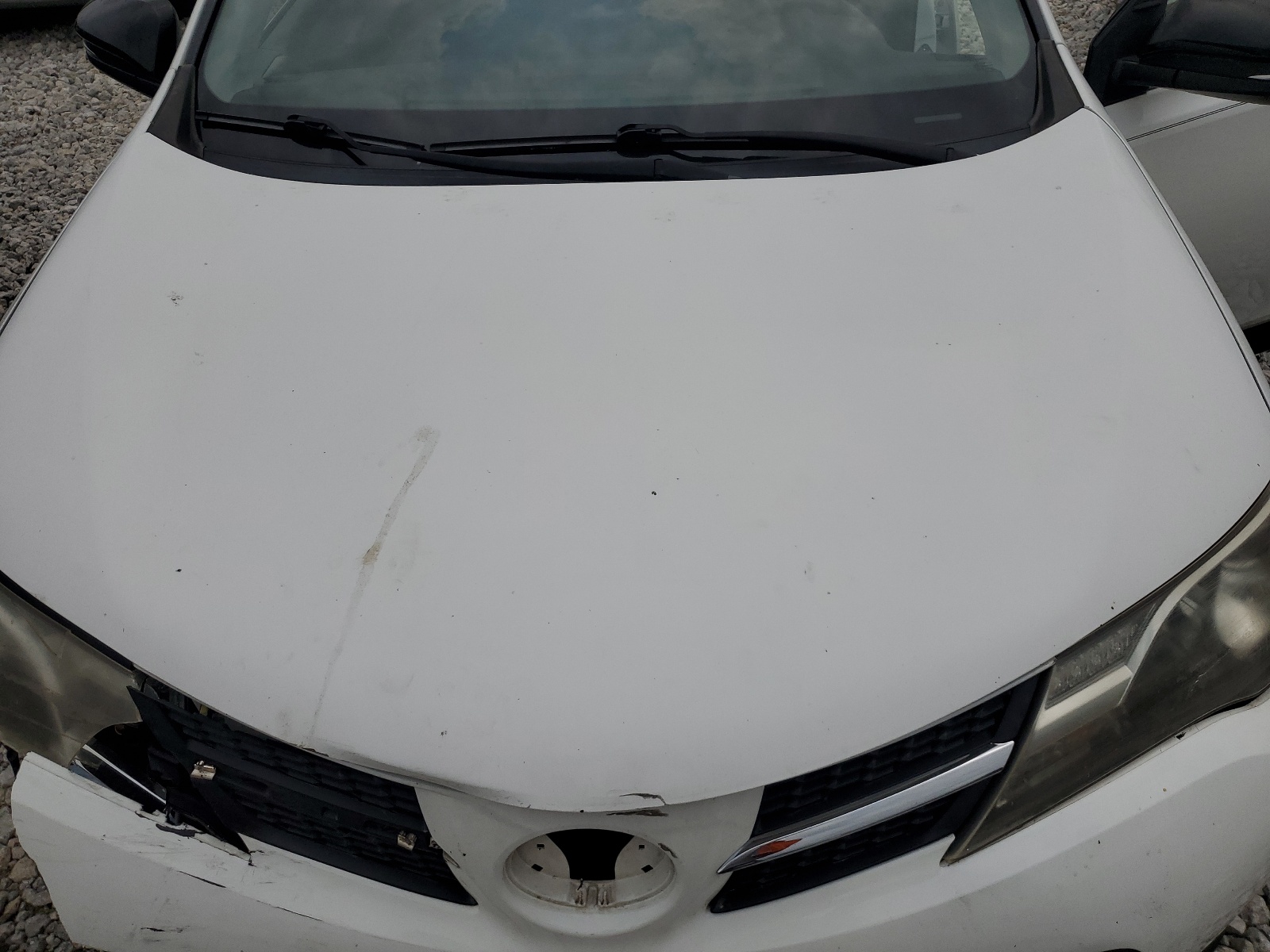 JTMRFREV0FD127976 2015 Toyota Rav4 Xle