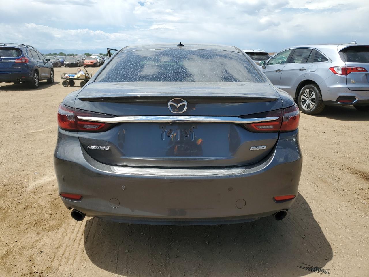 JM1GL1XY6J1333211 2018 Mazda 6 Signature