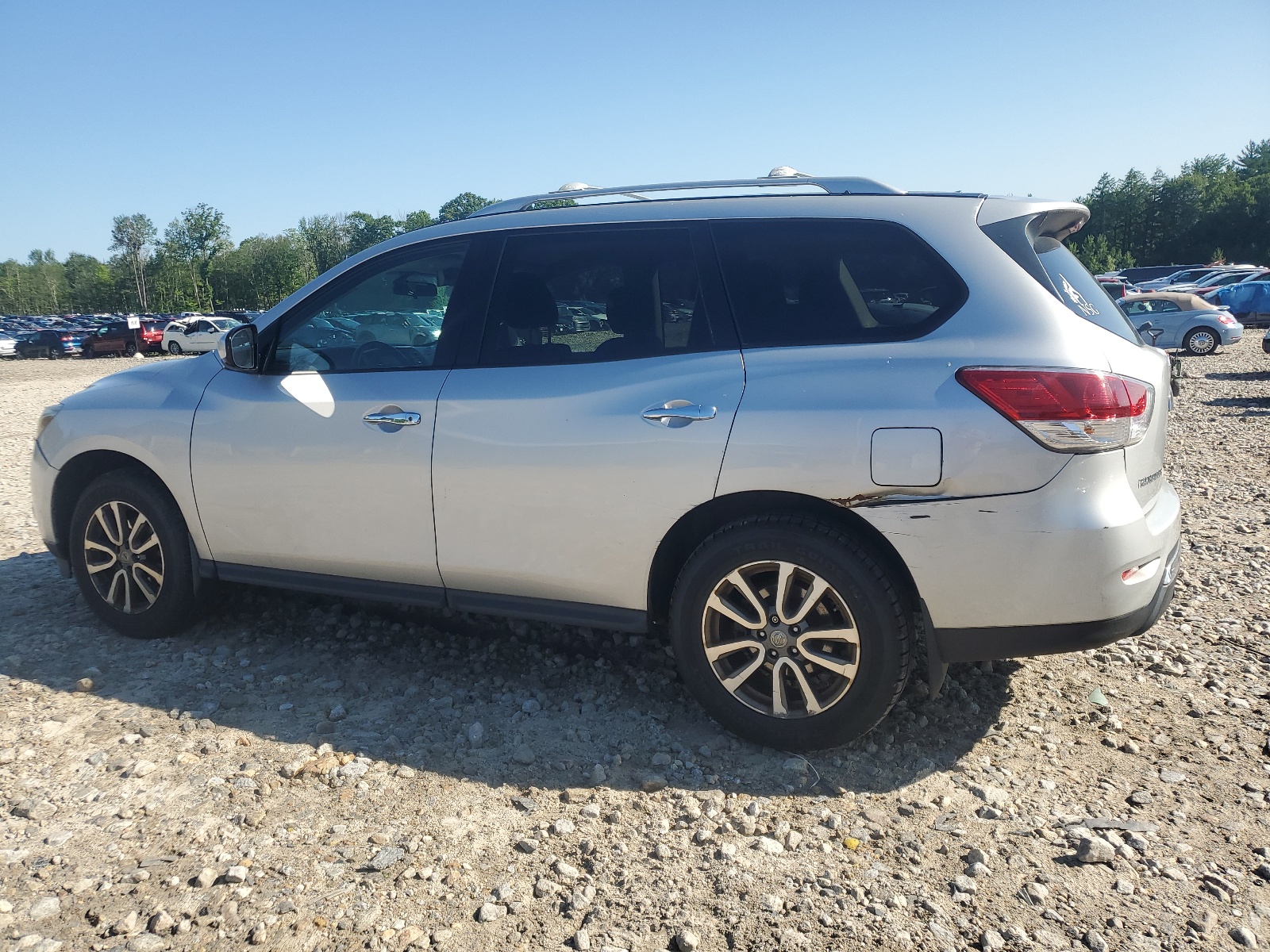 2015 Nissan Pathfinder S vin: 5N1AR2MM1FC722518