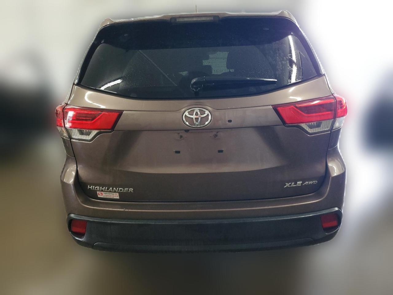 2019 Toyota Highlander Se VIN: 5TDJZRFH2KS974316 Lot: 64874944