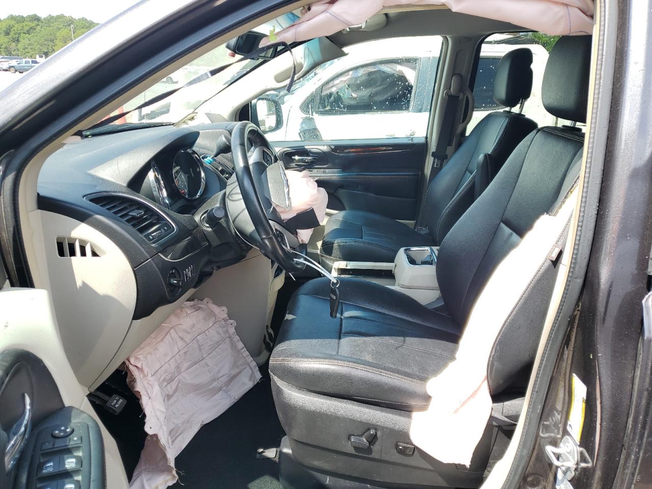 2016 Chrysler Town & Country Touring VIN: 2C4RC1BG5GR293361 Lot: 62110104