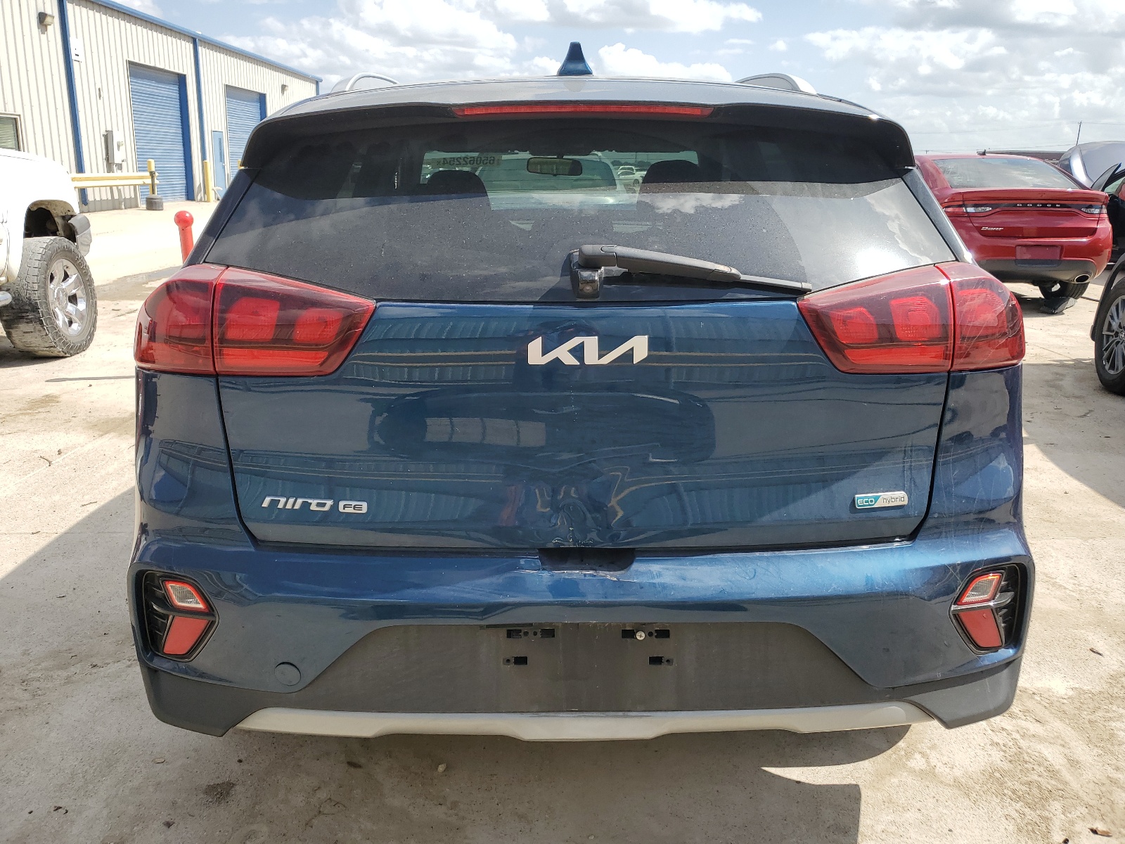 KNDCB3LC3N5499272 2022 Kia Niro Lx