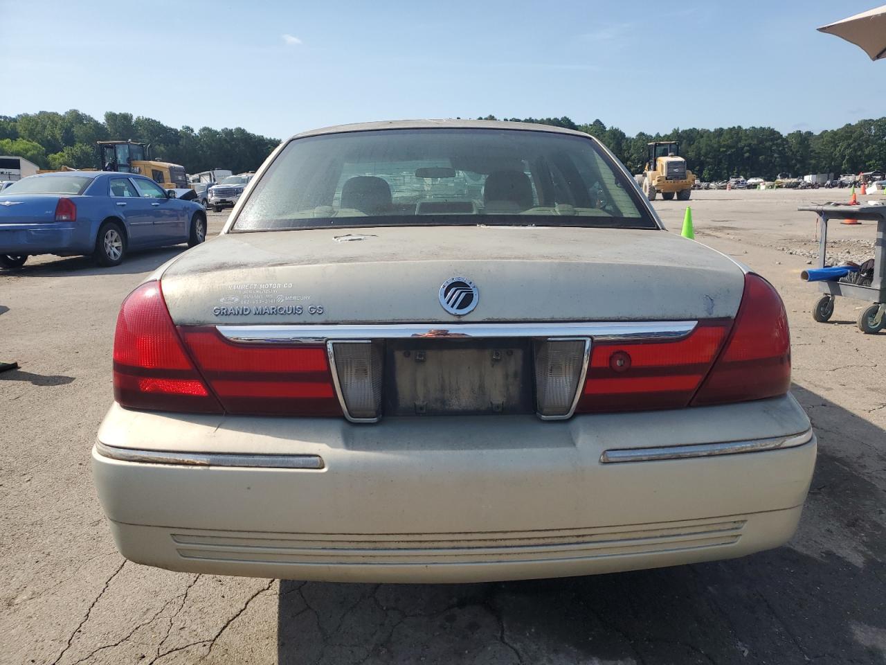 2004 Mercury Grand Marquis Gs VIN: 2MEFM74W74X673475 Lot: 63620934