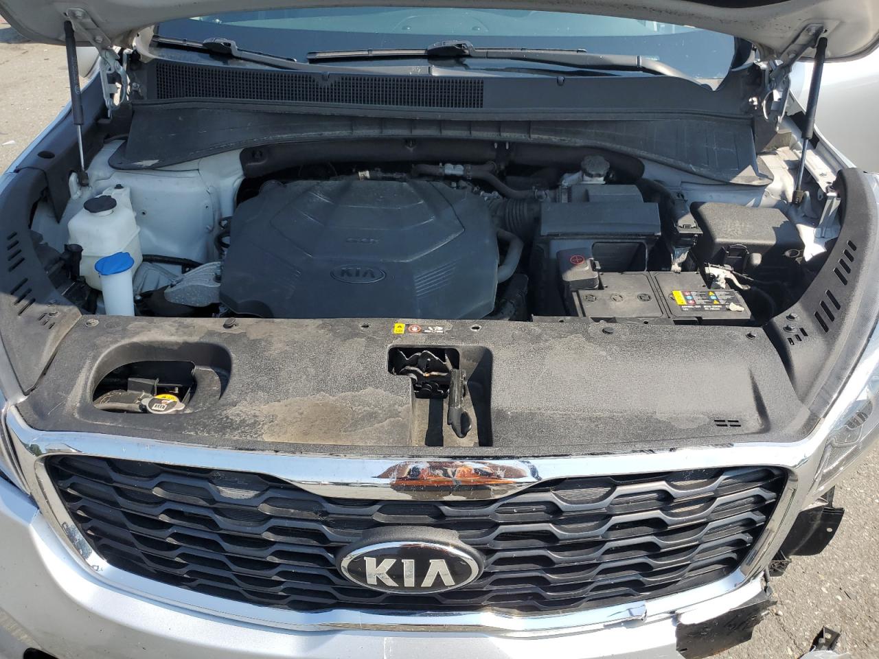 5XYPGDA54KG572777 2019 Kia Sorento Lx