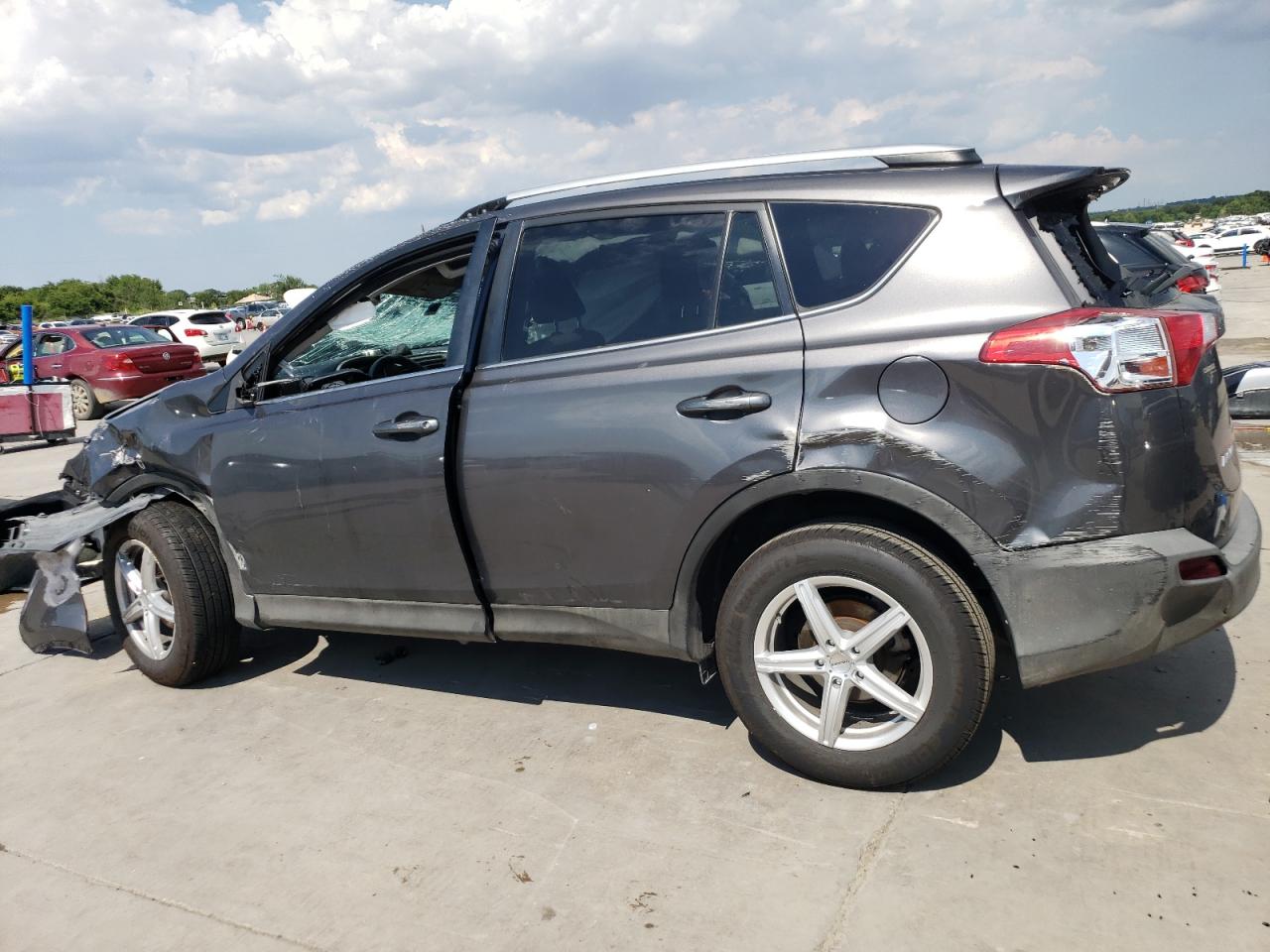 2T3ZFREV9FW167508 2015 TOYOTA RAV 4 - Image 2