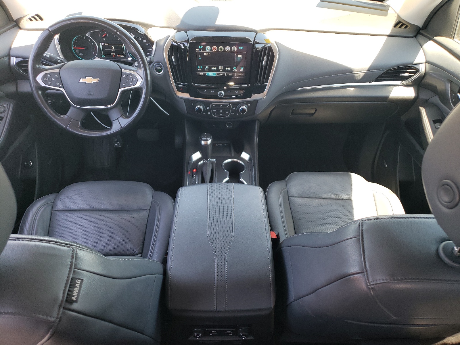 1GNEVJKW3JJ234926 2018 Chevrolet Traverse Premier