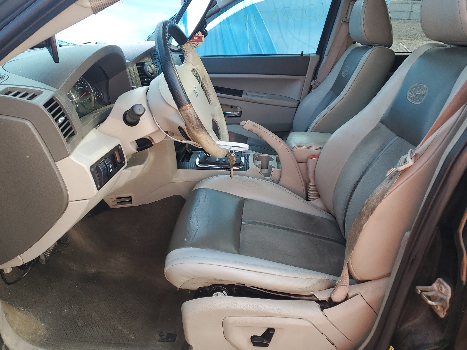 1J8HR68247C574958 2007 Jeep Grand Cherokee Overland