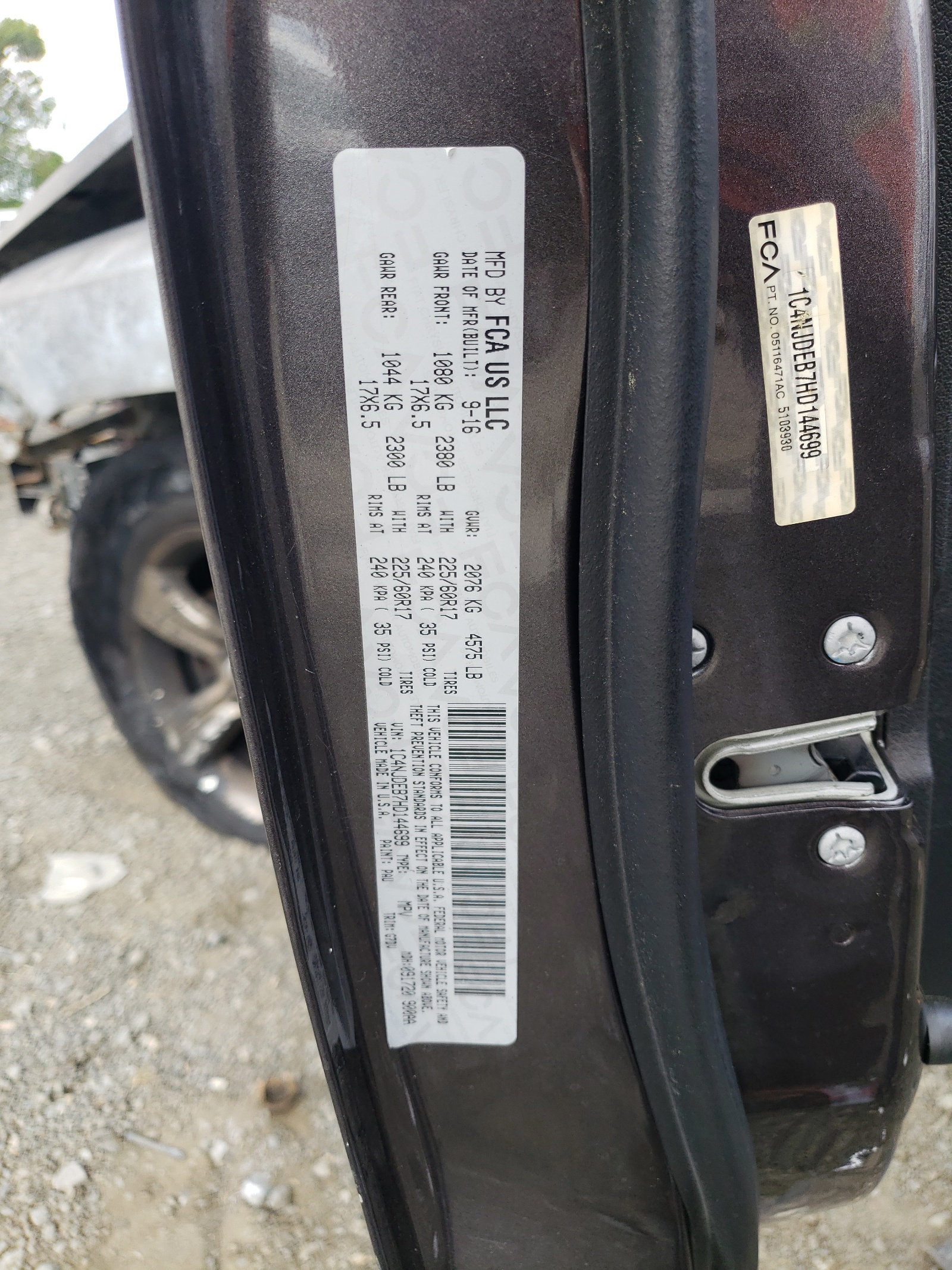 1C4NJDEB7HD144699 2017 Jeep Compass Latitude