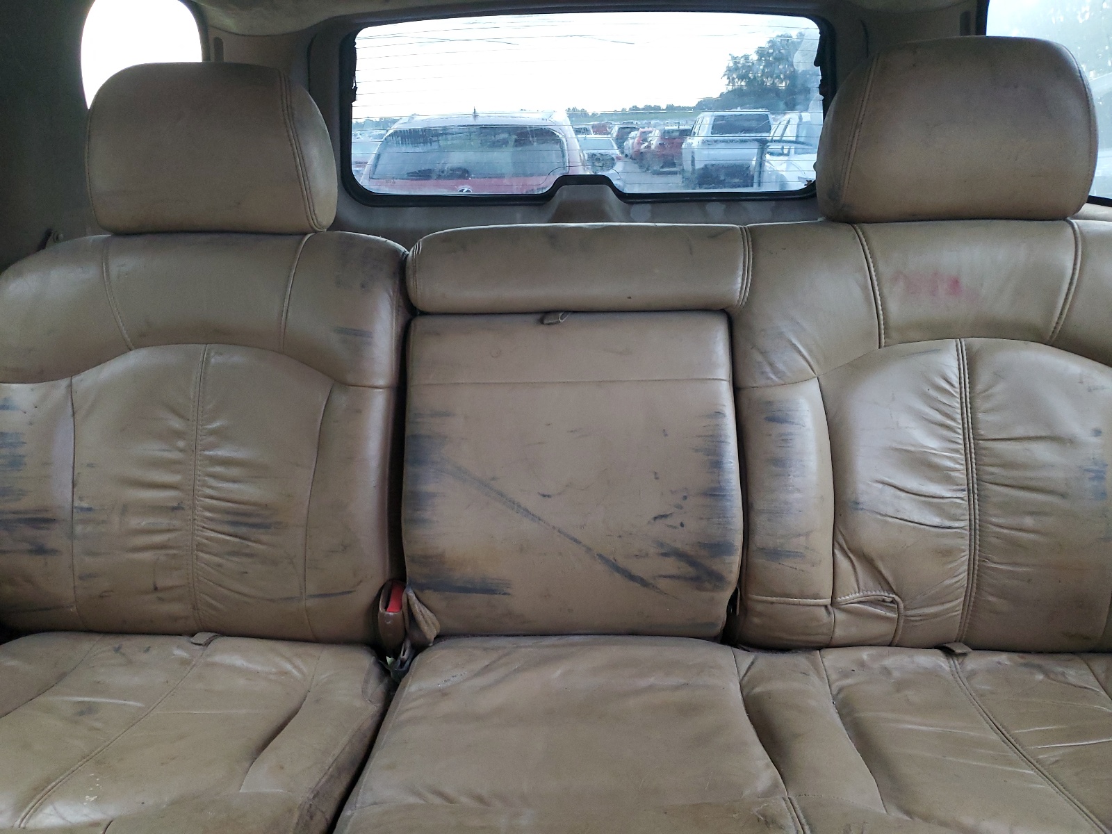 1GNEC13T3YJ155714 2000 Chevrolet Tahoe C1500