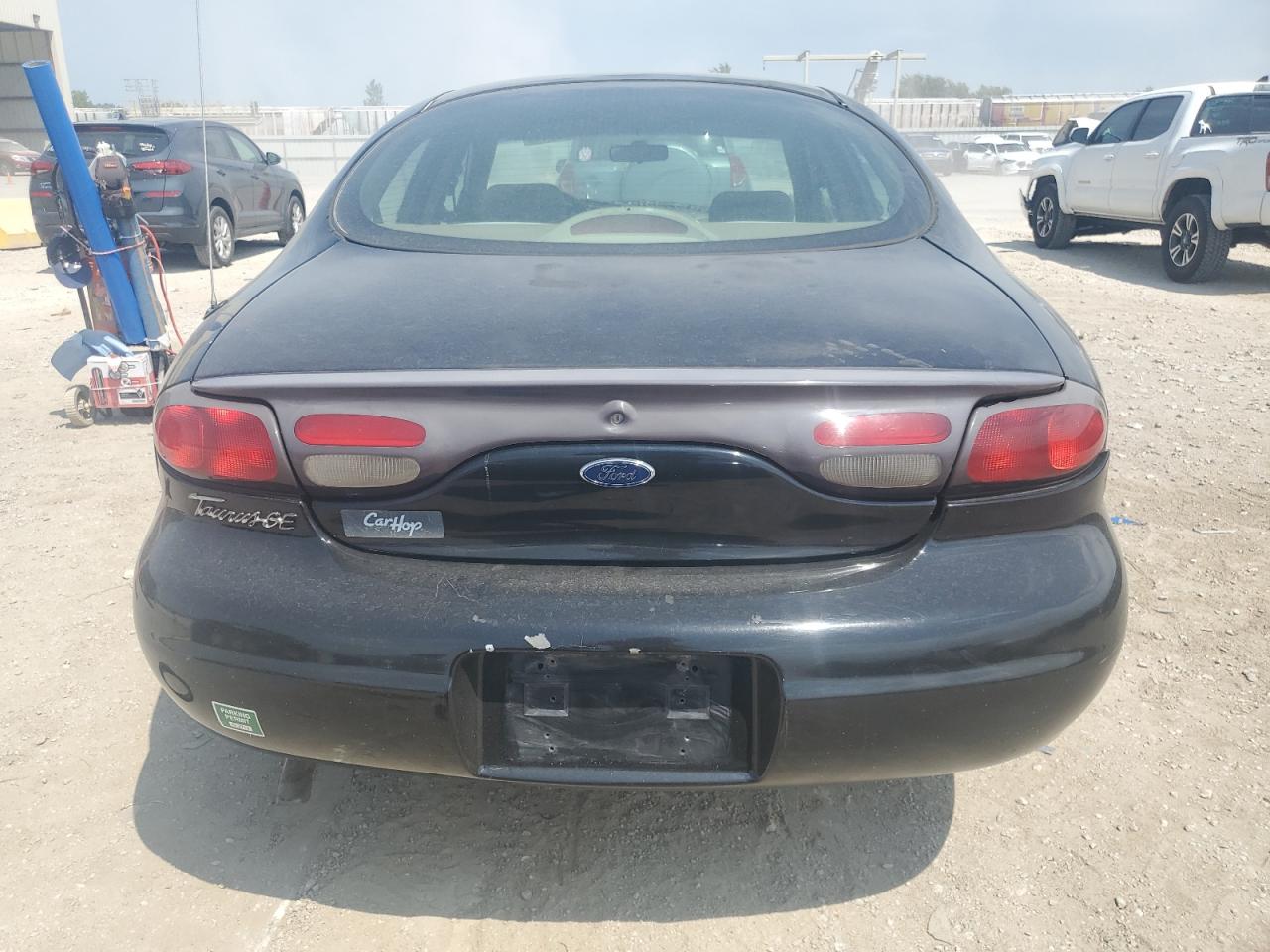 1999 Ford Taurus Se VIN: 1FAFP53U5XA330759 Lot: 65216744