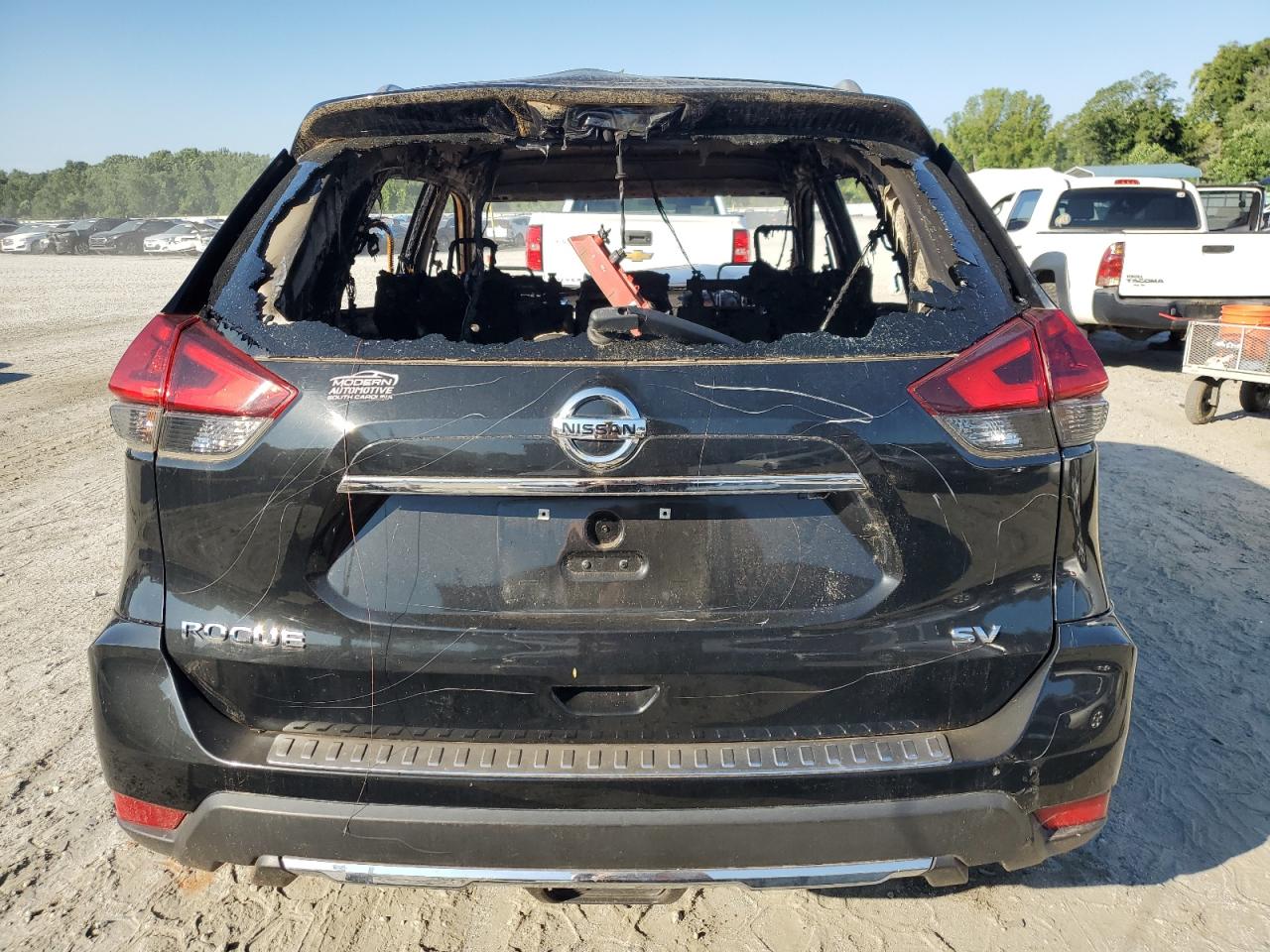 2018 Nissan Rogue S VIN: KNMAT2MT9JP552004 Lot: 61677004