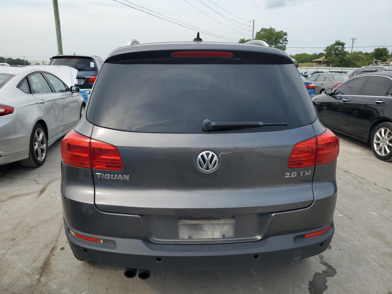 WVGAV7AX2DW546260 2013 Volkswagen Tiguan S