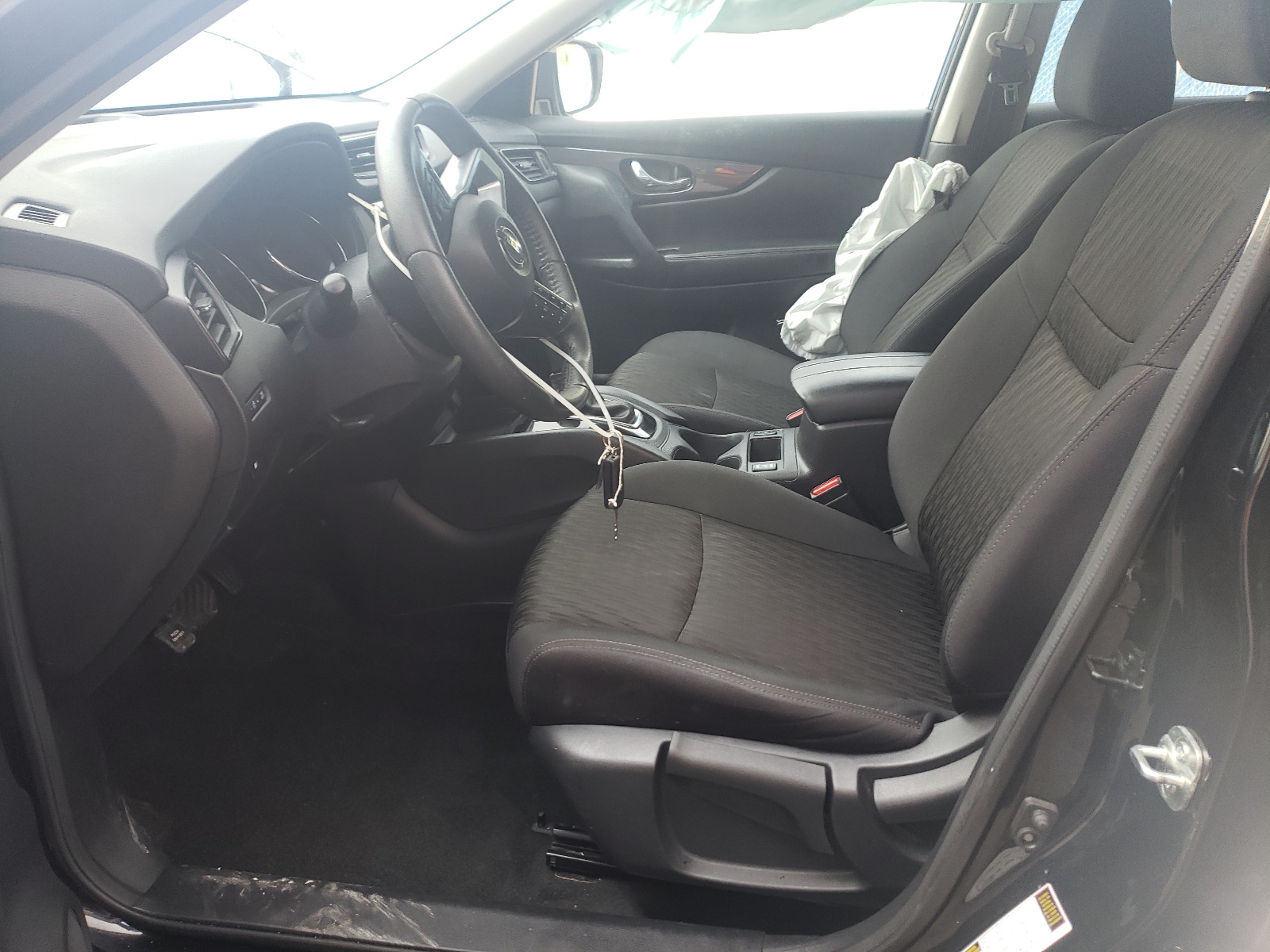 5N1AT2MV4LC773808 2020 Nissan Rogue S