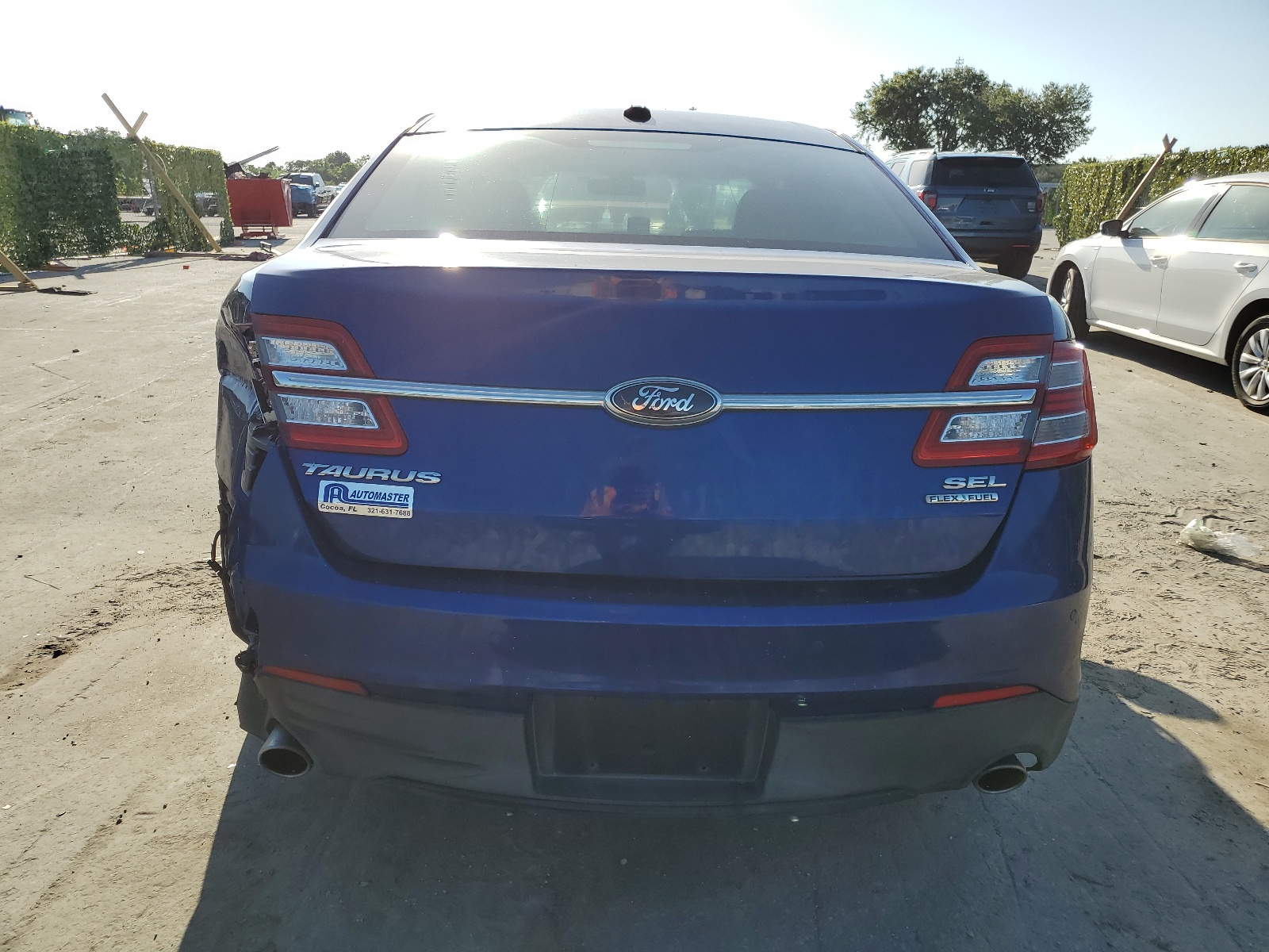 1FAHP2E85DG111672 2013 Ford Taurus Sel
