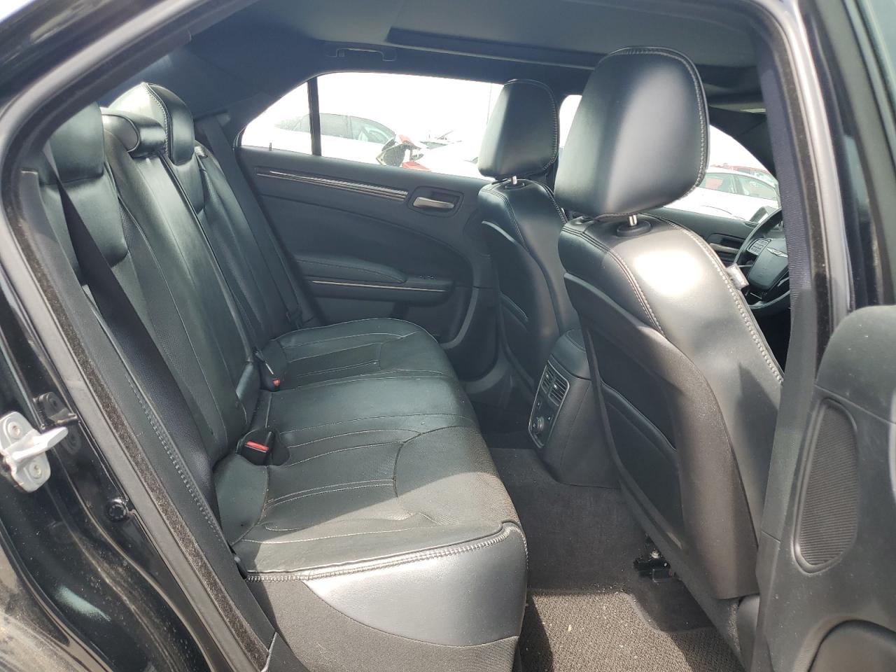 2013 Chrysler 300C Varvatos VIN: 2C3CCADT4DH727534 Lot: 63656634