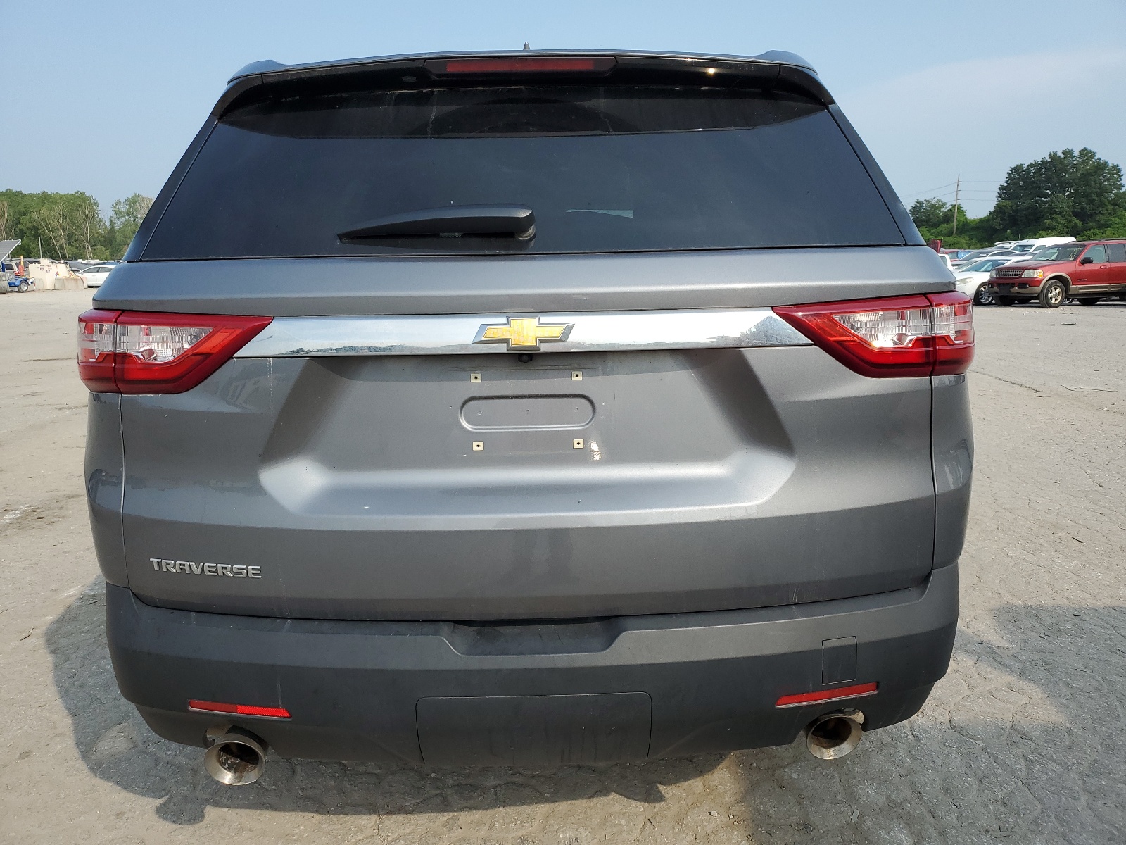 1GNERFKW9KJ225425 2019 Chevrolet Traverse Ls