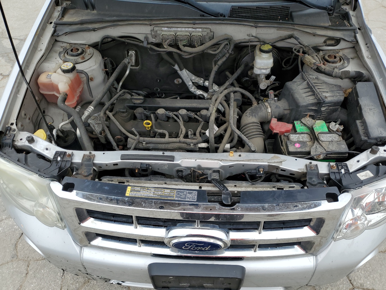 1FMCU9D73BKB01002 2011 Ford Escape Xlt