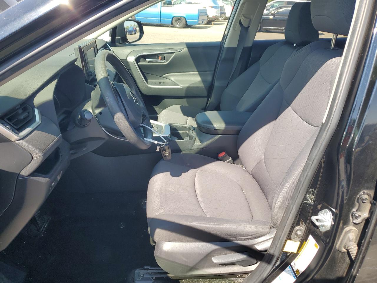 2019 Toyota Rav4 Xle VIN: JTMP1RFV7KD026948 Lot: 64986814