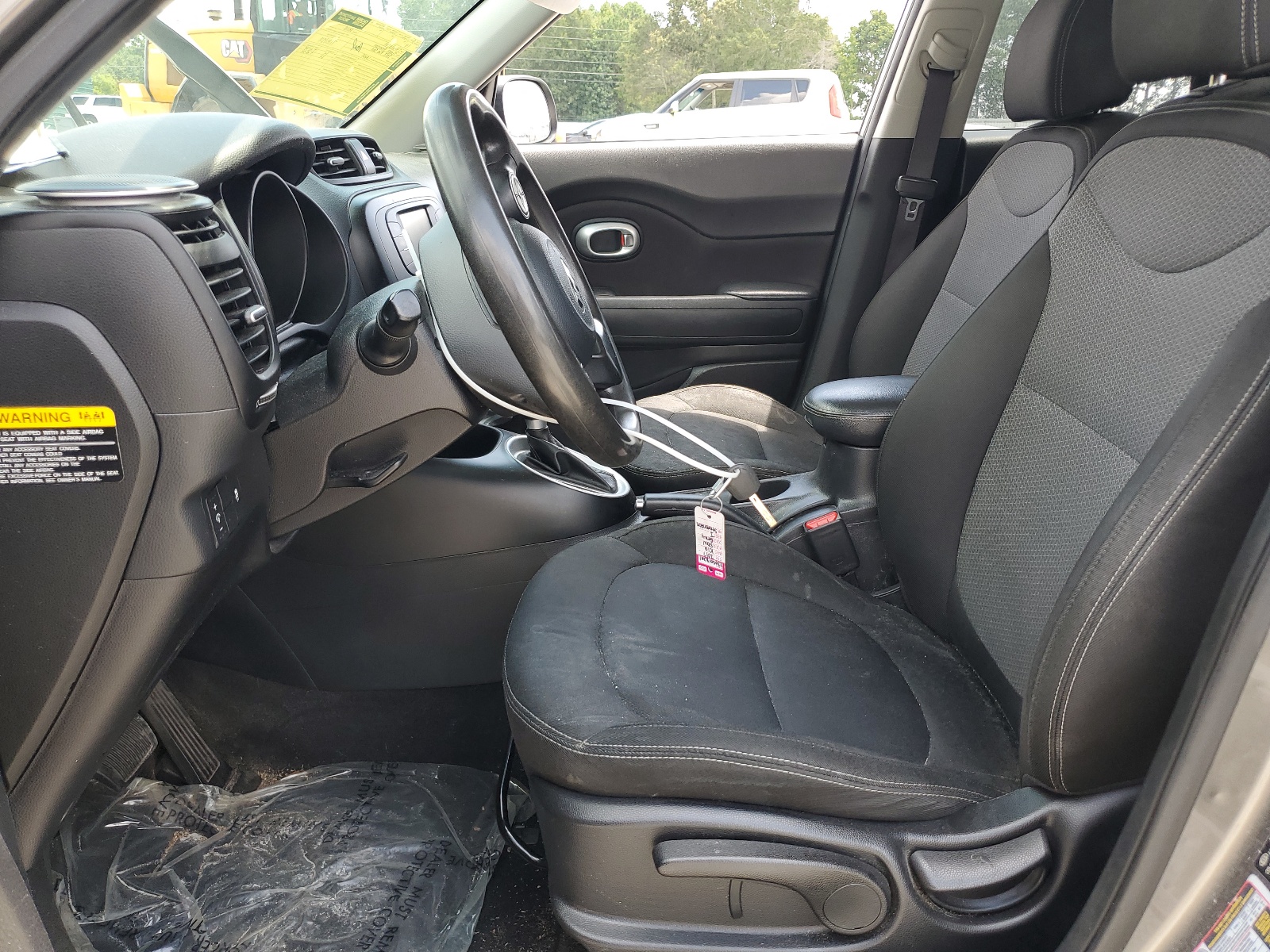 KNDJP3A53H7500250 2017 Kia Soul +