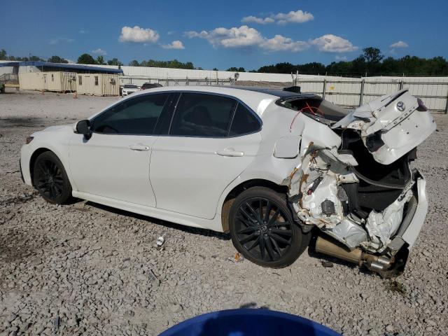 4T1K61AK8MU543992 Toyota Camry XSE 2