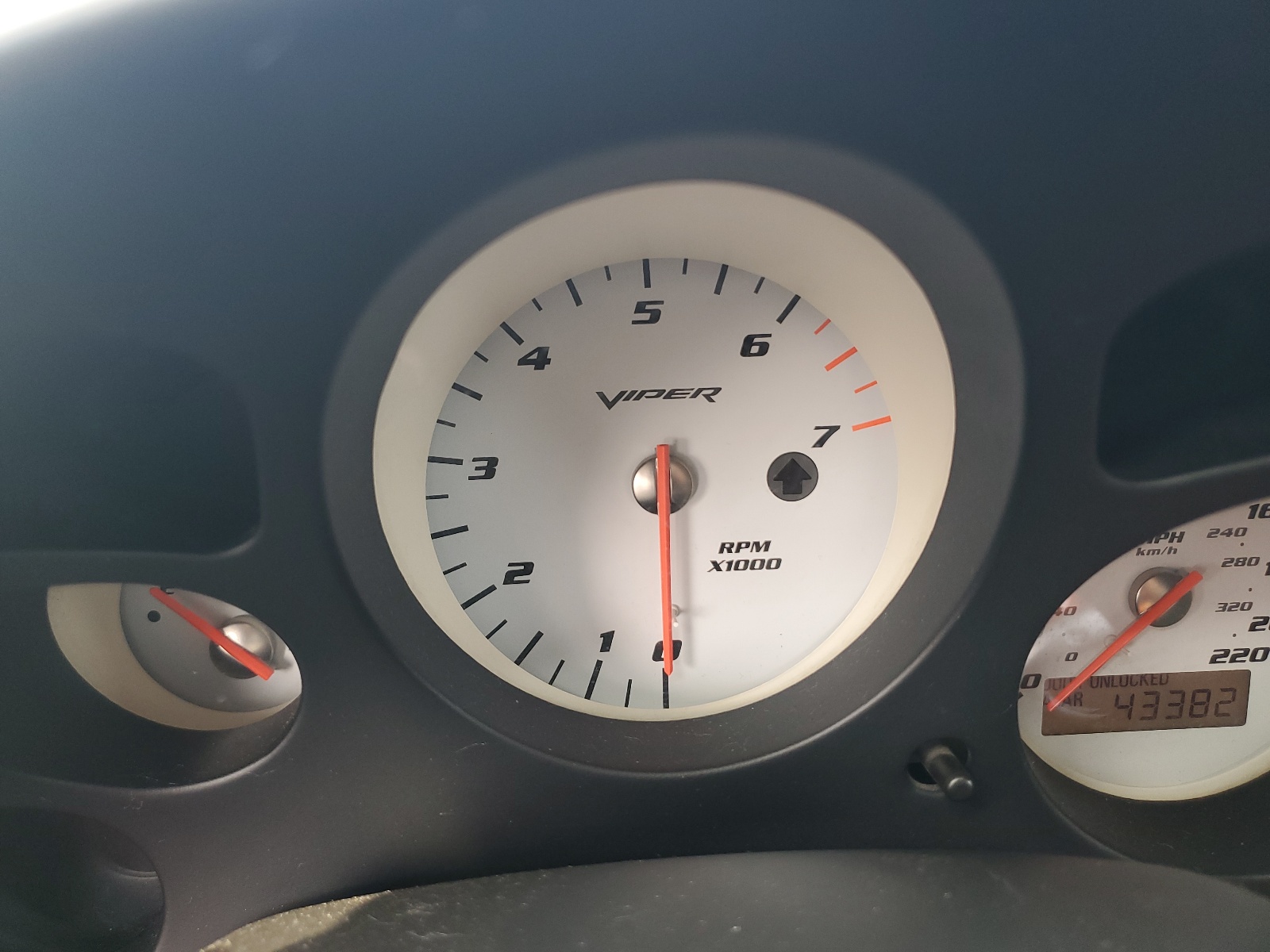 1B3JZ65Z88V201570 2008 Dodge Viper Srt-10