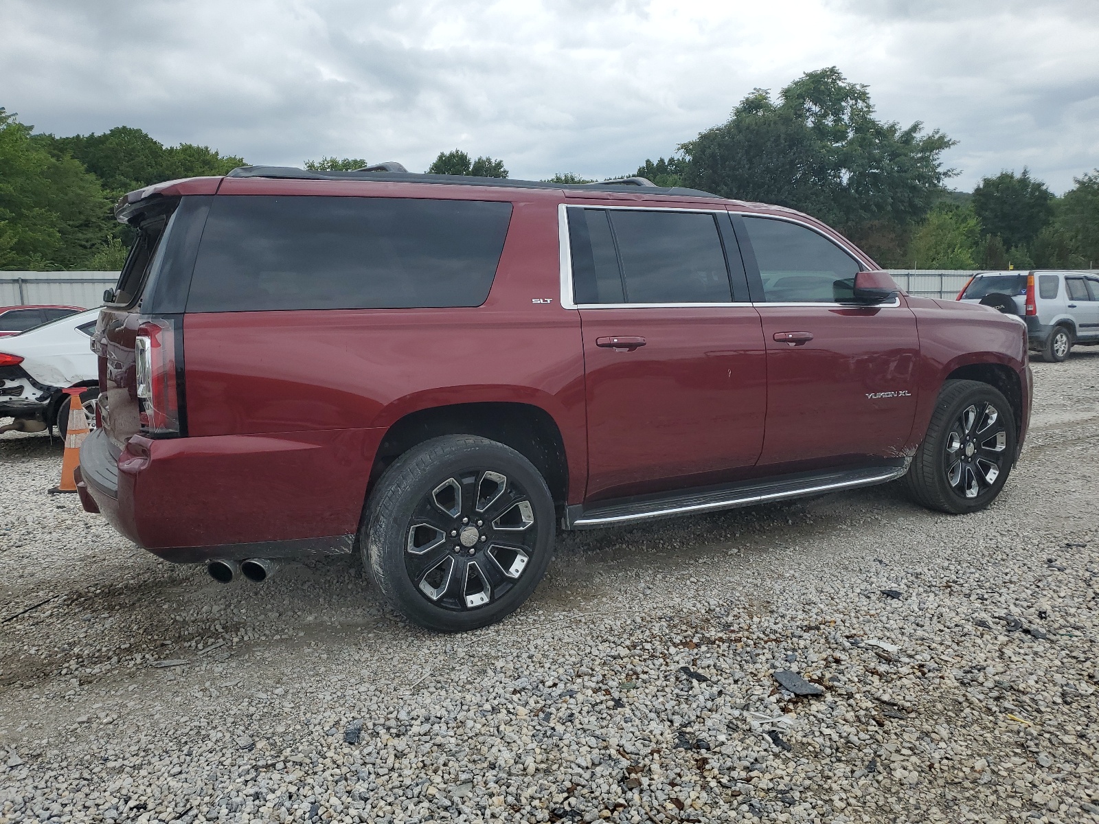 1GKS2GKCXGR400824 2016 GMC Yukon Xl K1500 Slt