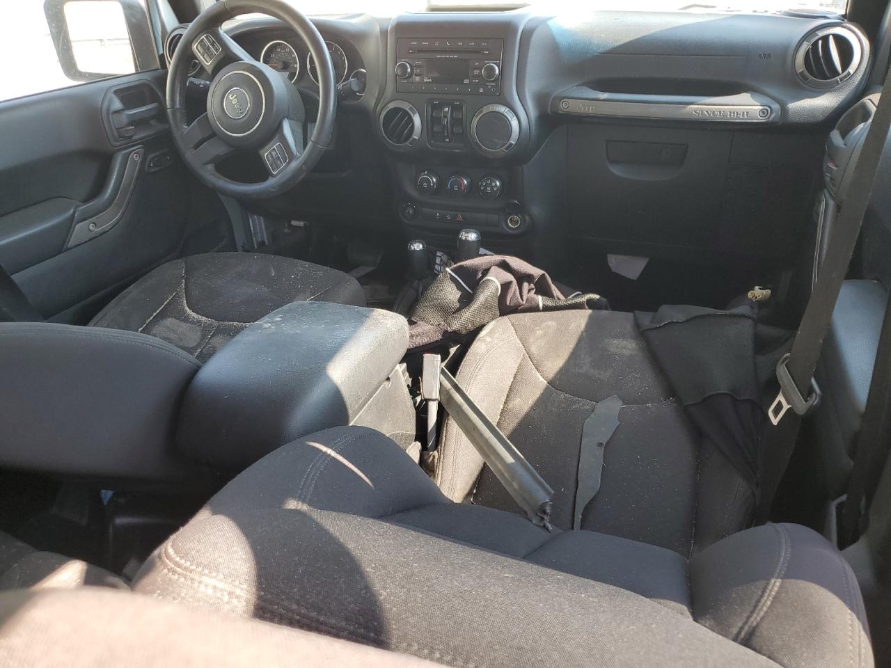 2015 Jeep Wrangler Unlimited Sport VIN: 1C4HJWDG3FL609861 Lot: 62565894