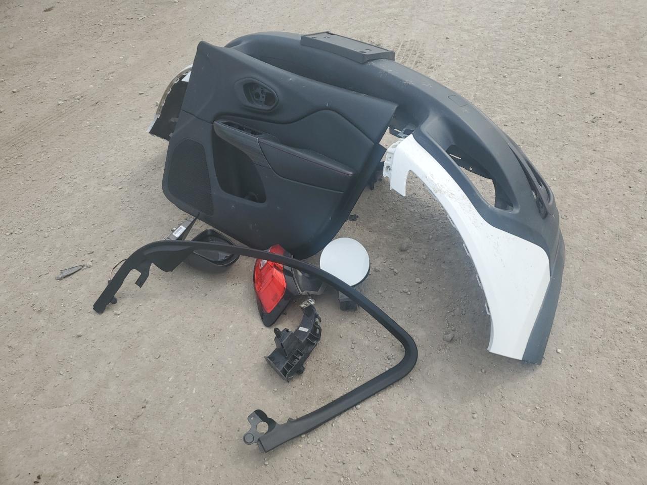 2016 Jeep Cherokee Trailhawk VIN: 1C4PJMBS9GW129654 Lot: 63212974